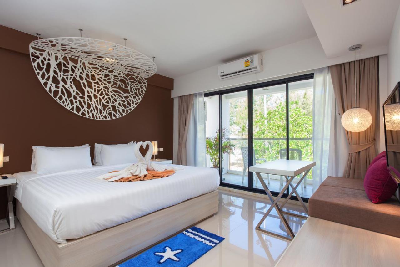 Coral Deluxe Double Room Sea View