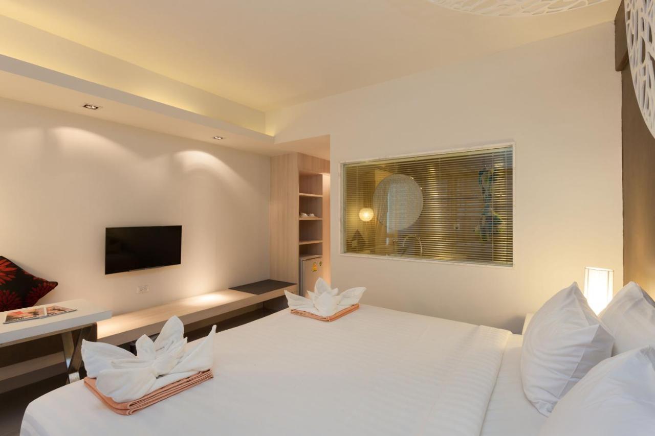 Coral Deluxe Double Room Seaview B