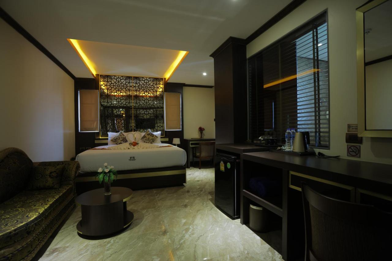 Deluxe Double Room Castle View