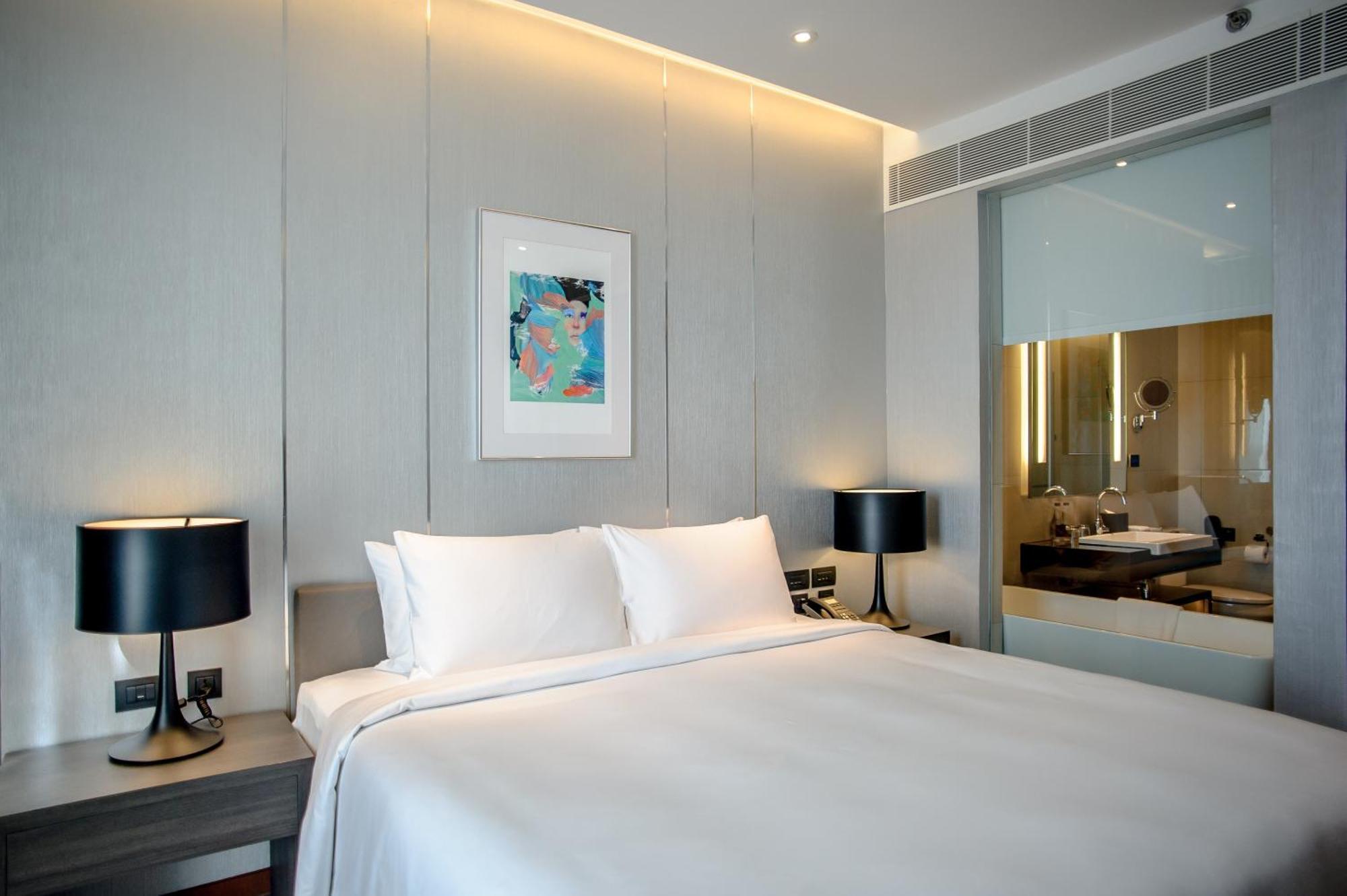 Club Double or Twin Room Lounge Access