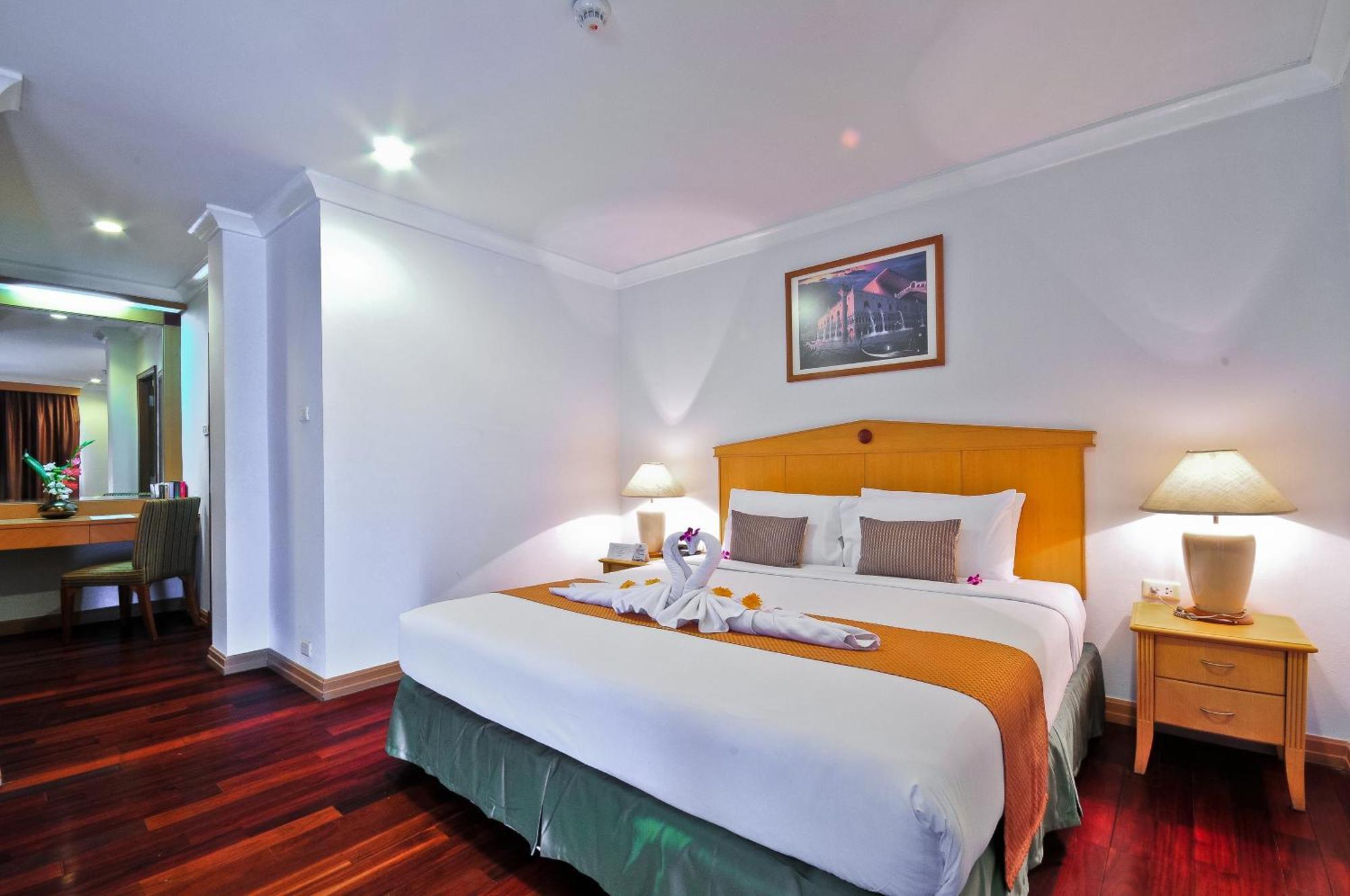 Executive Suite