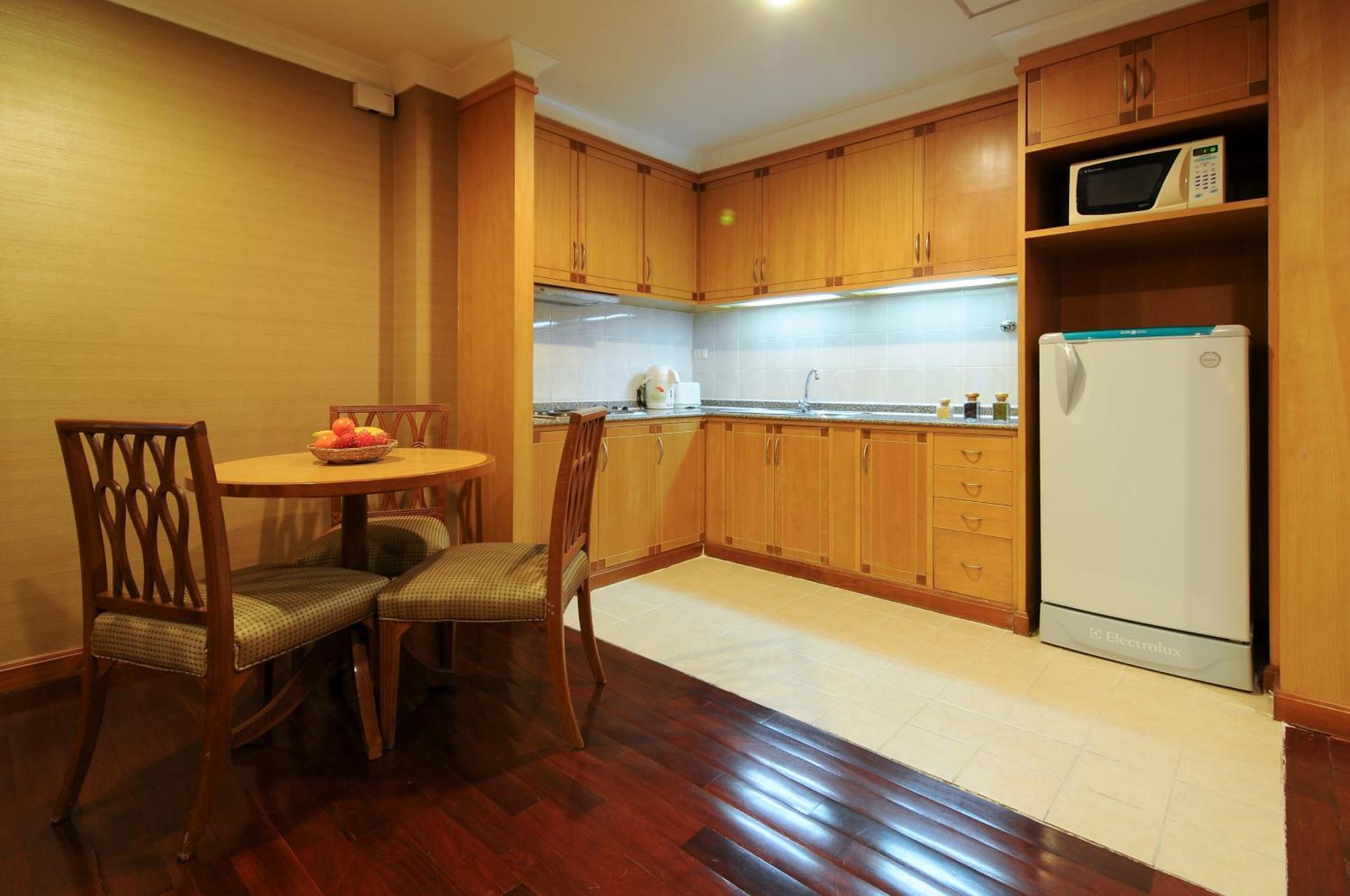 Admiral Suite One-Bedroom Balcony