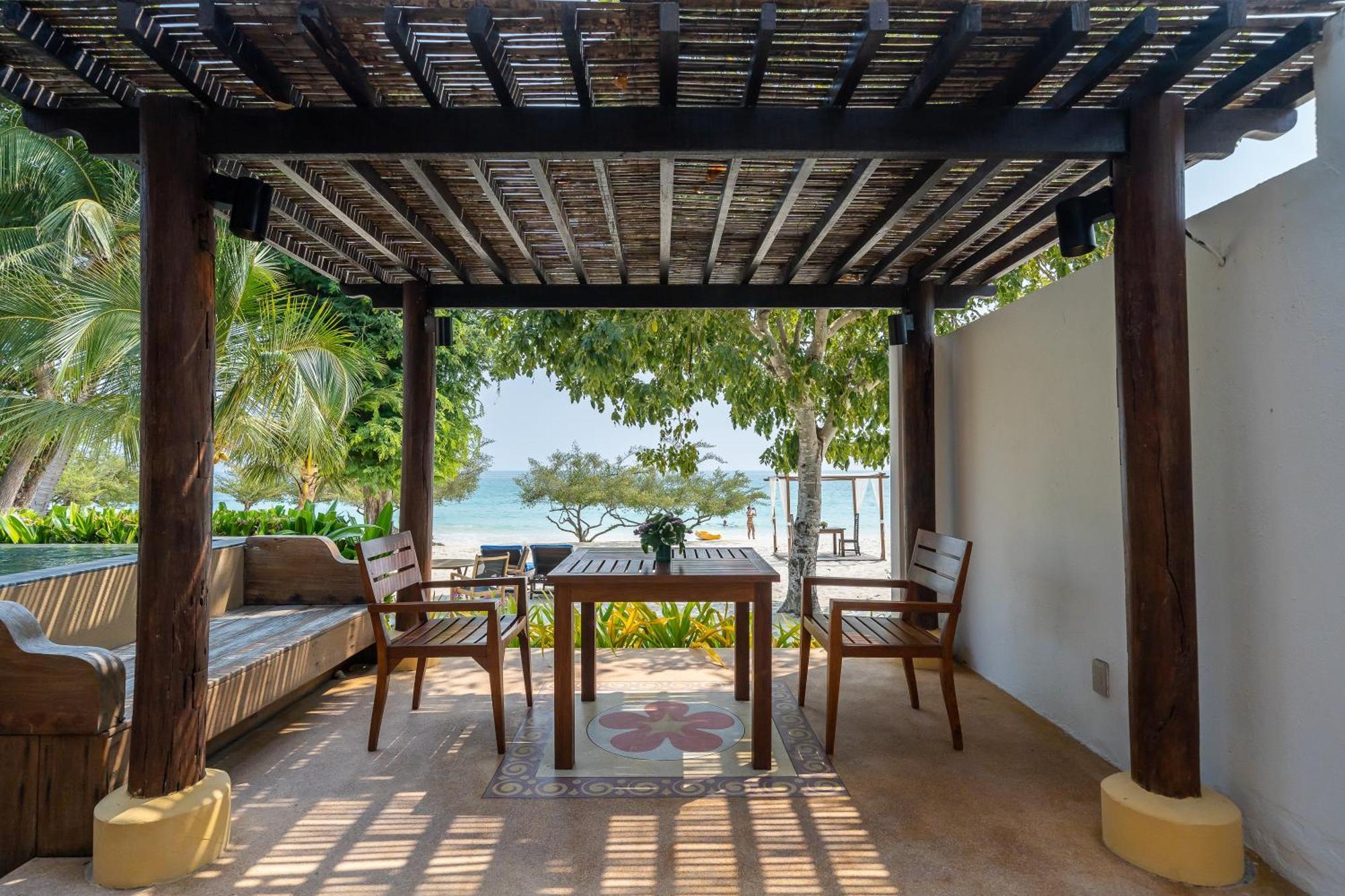 Beach Front Villa with Private Pool,1274219761:JPEG