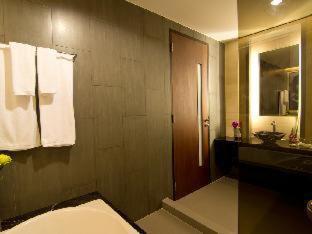 Superior Twin Room City View