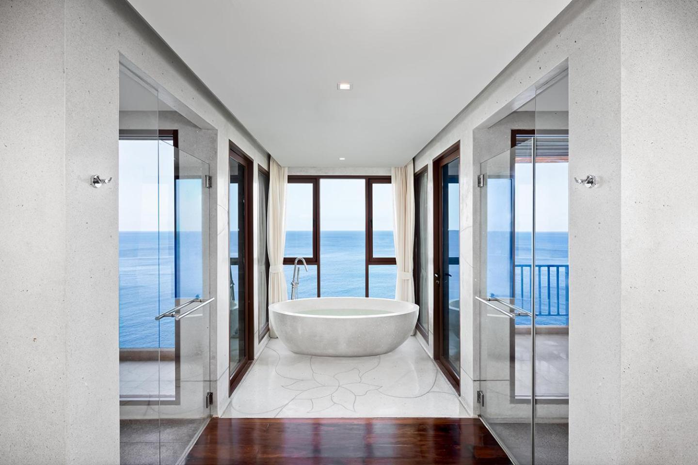 Cliff Pool Villa
