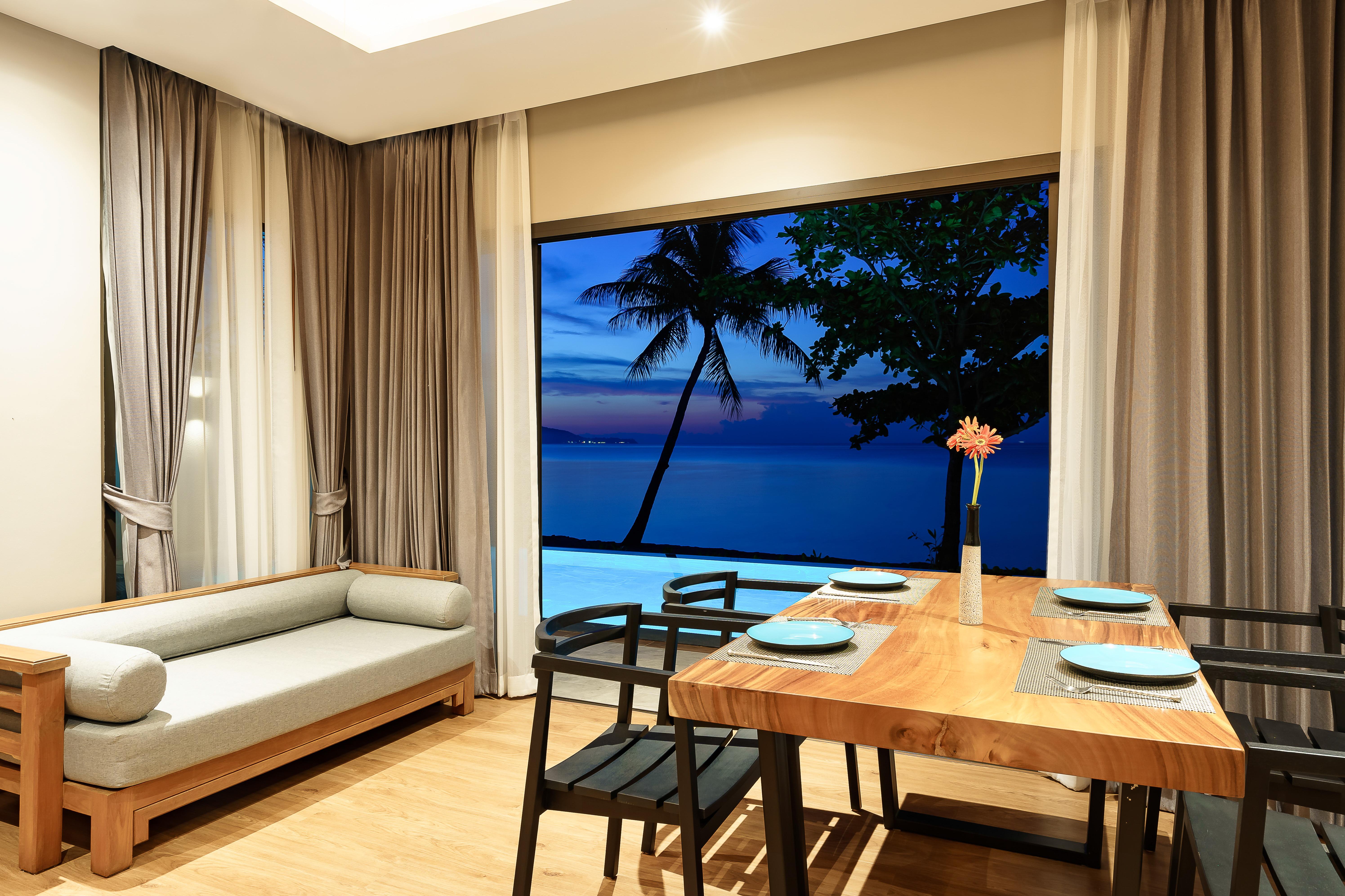 2 Bedrooms Beachfront Pool Villa