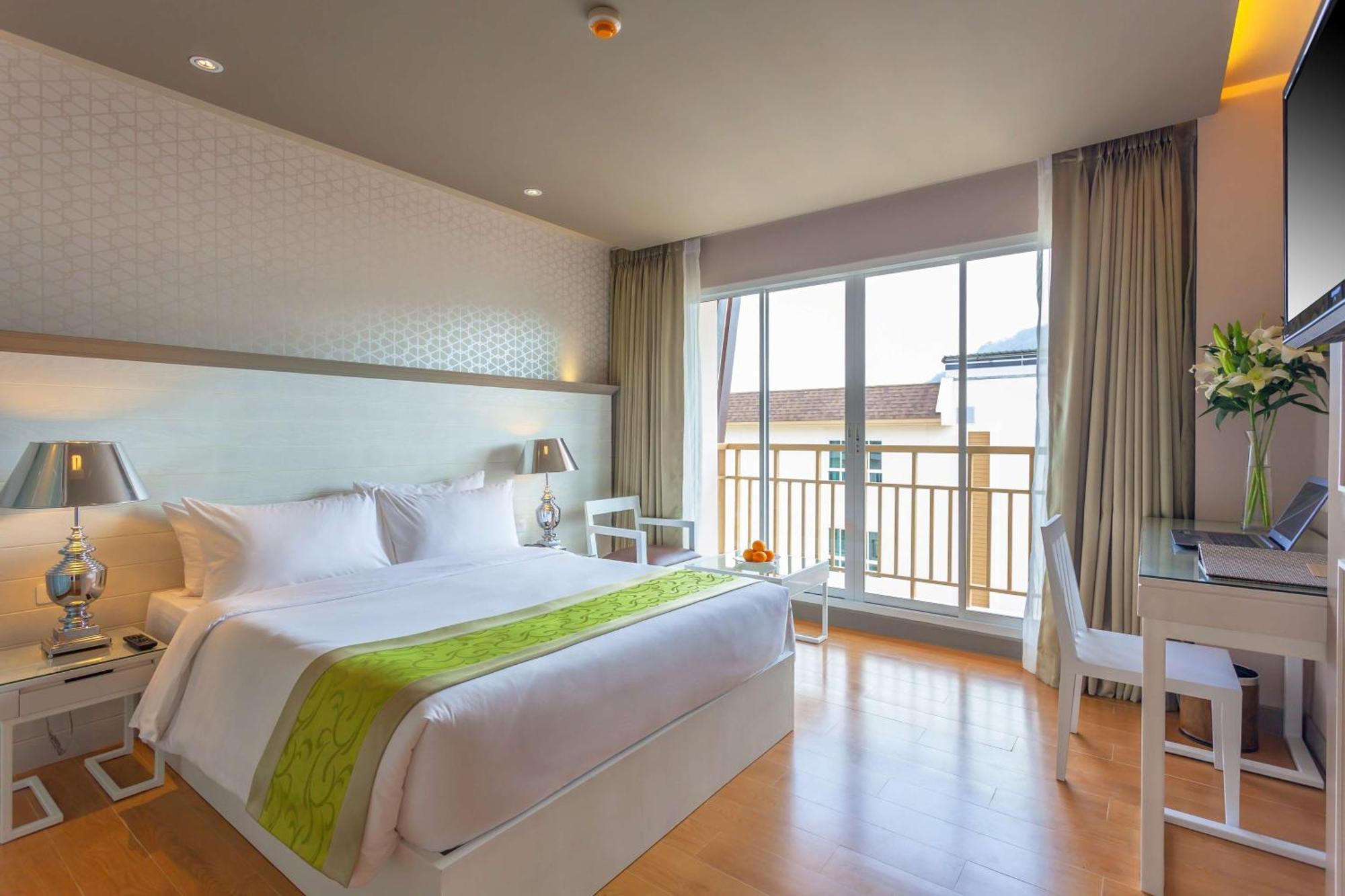 Superior Queen Room