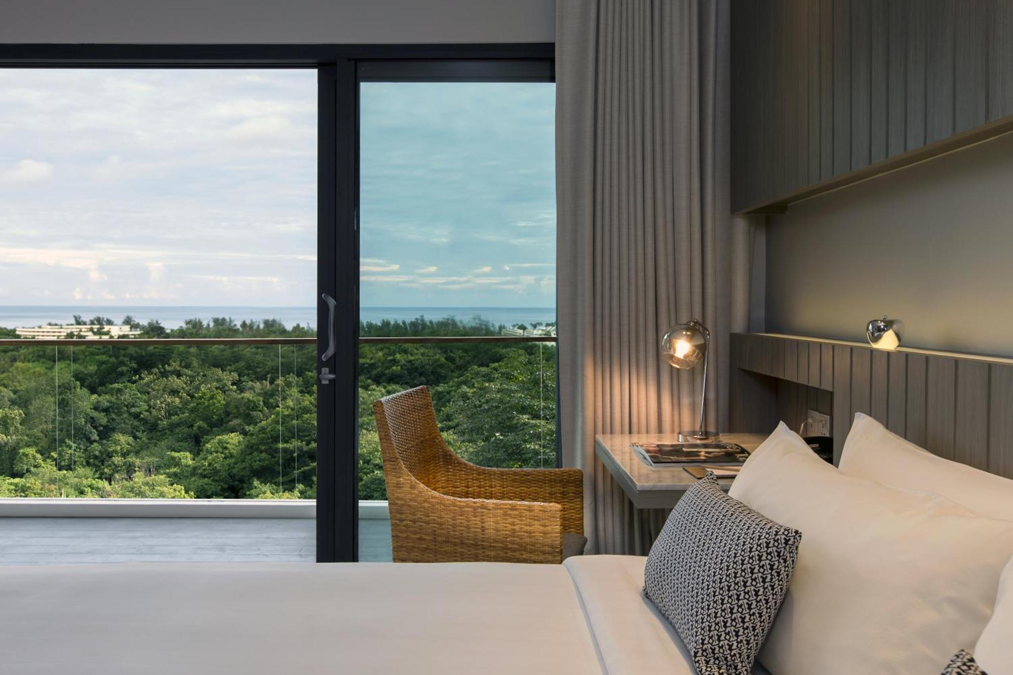 Double or Twin Room Sea View