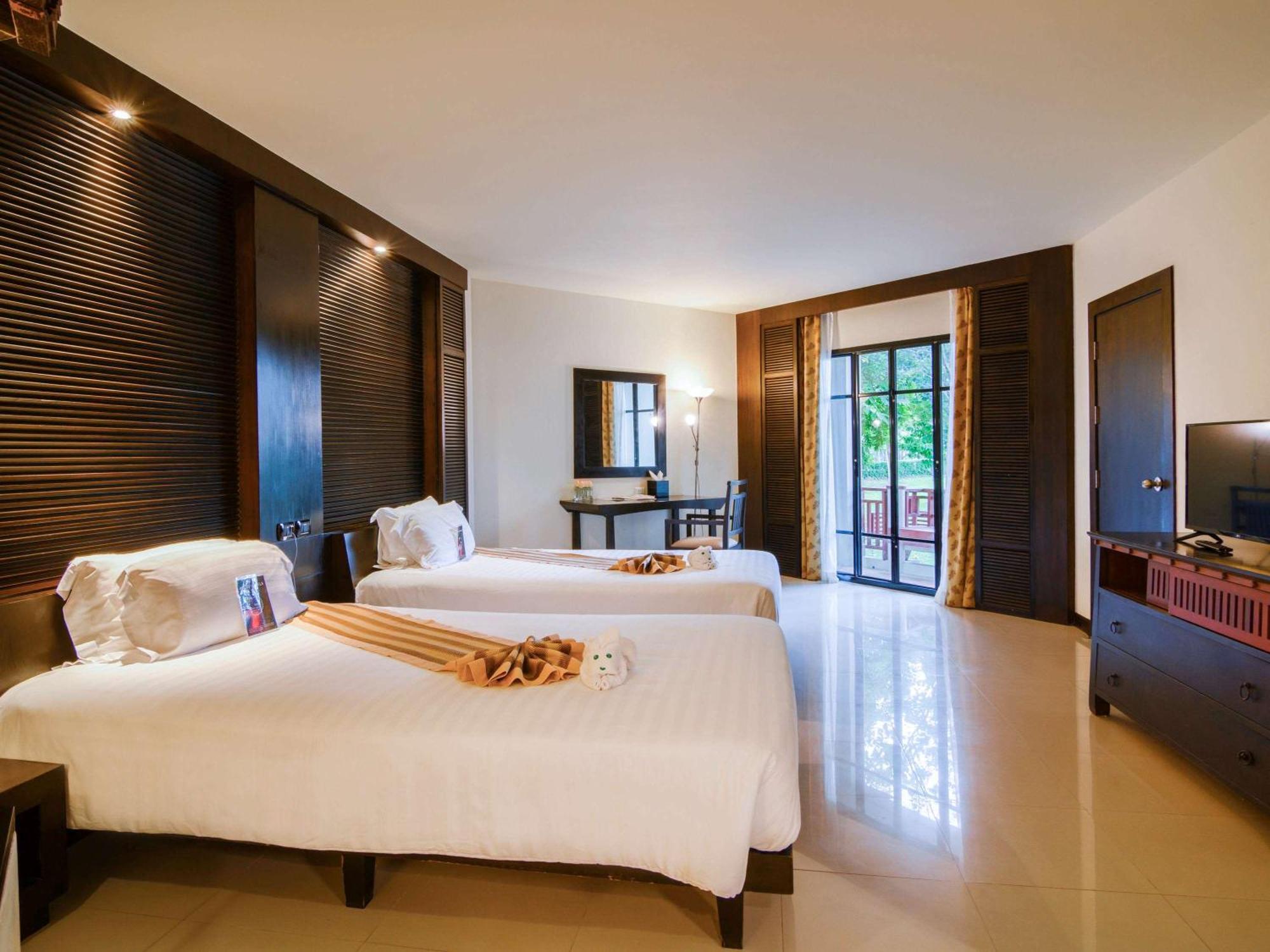 Superior Twin Room with Garden Side