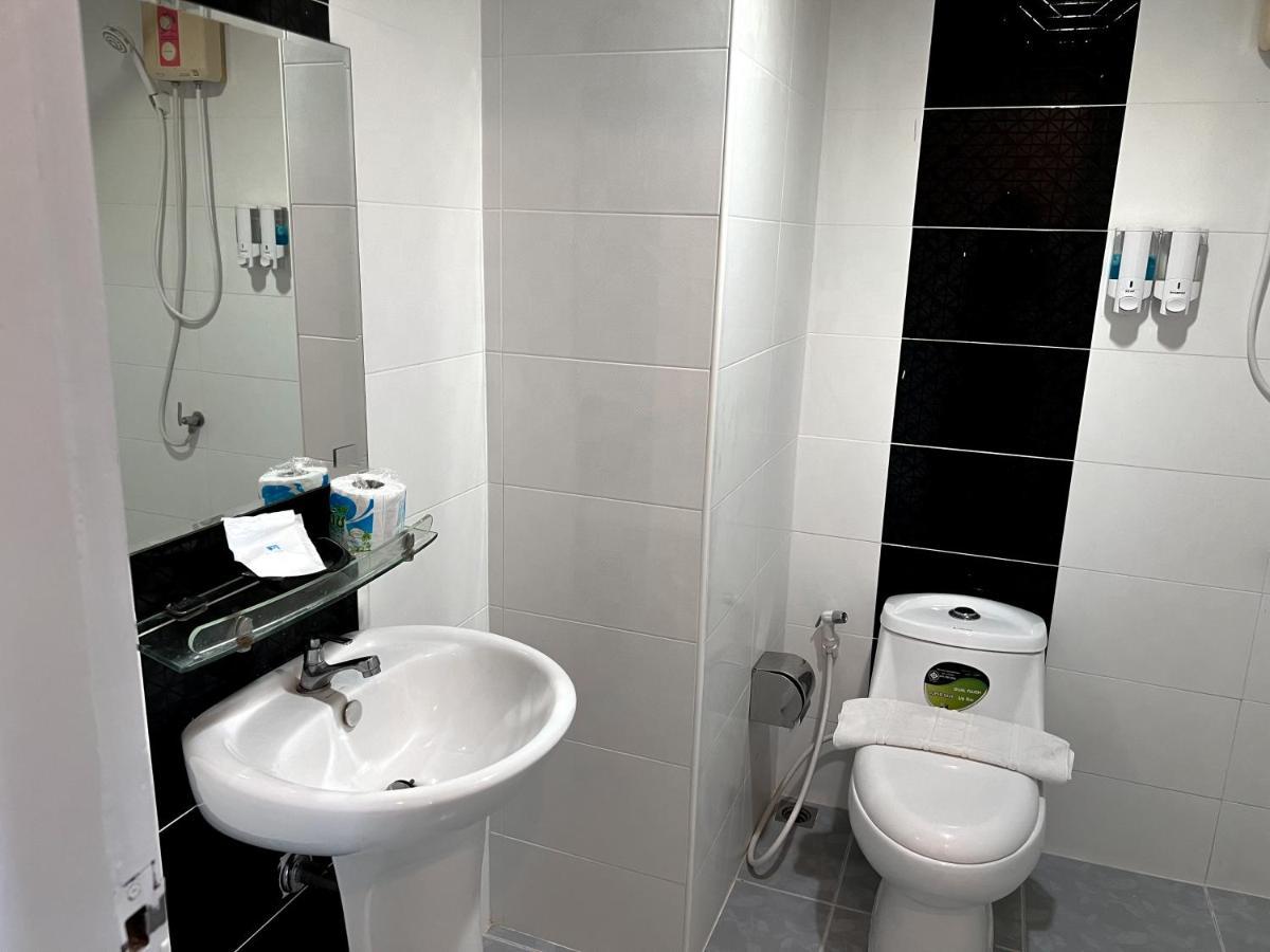 Standard Double Room,1280376211:JPEG