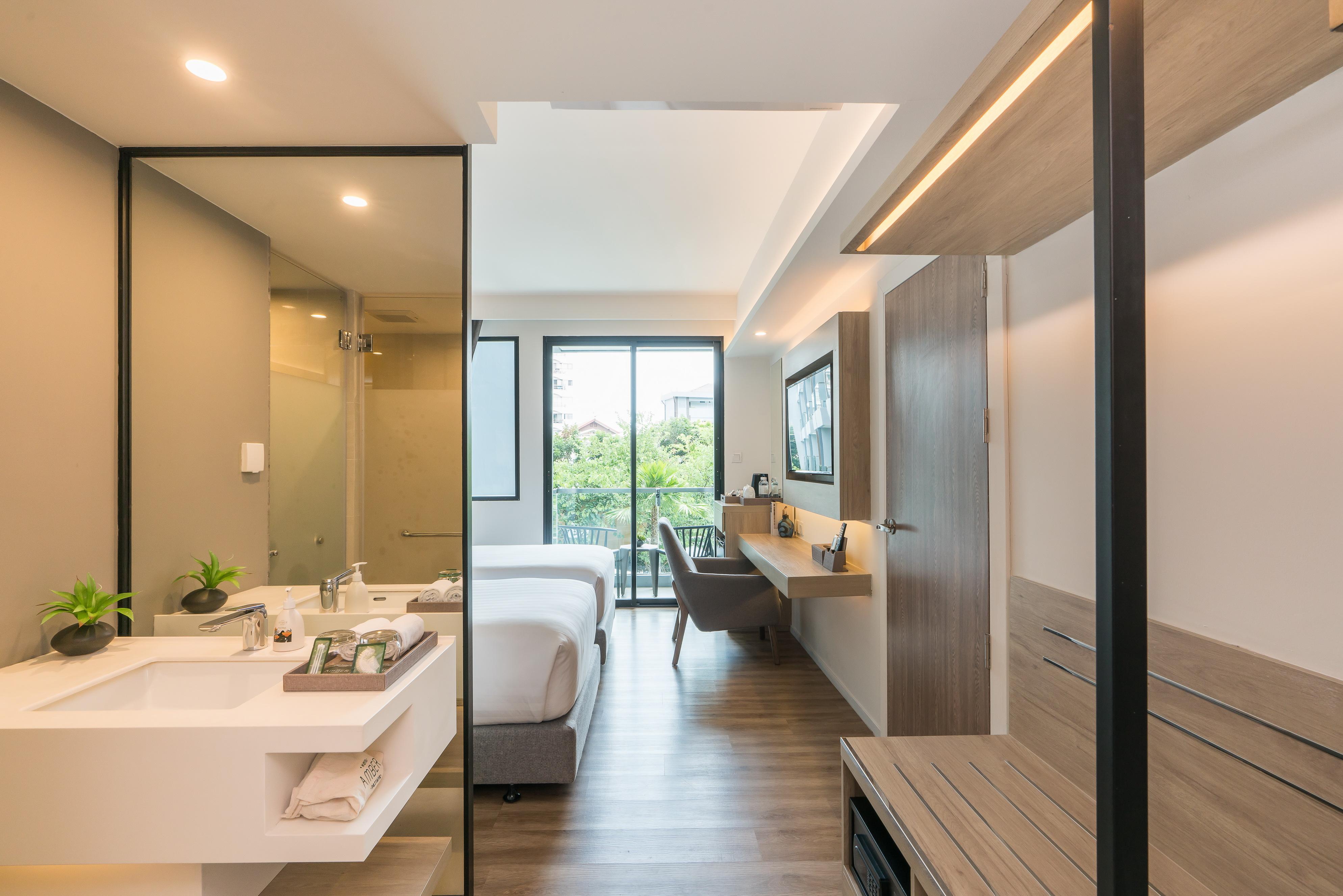 Deluxe Twin Room Pool View