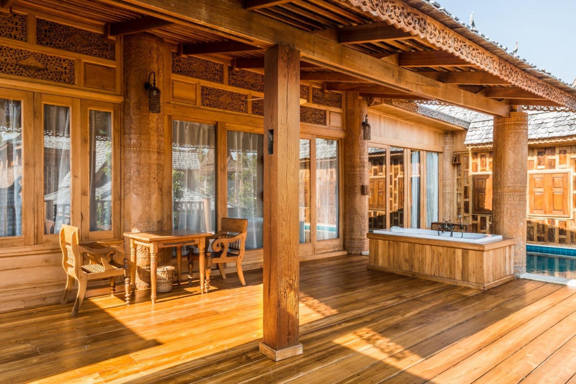 Deluxe Pool Villa