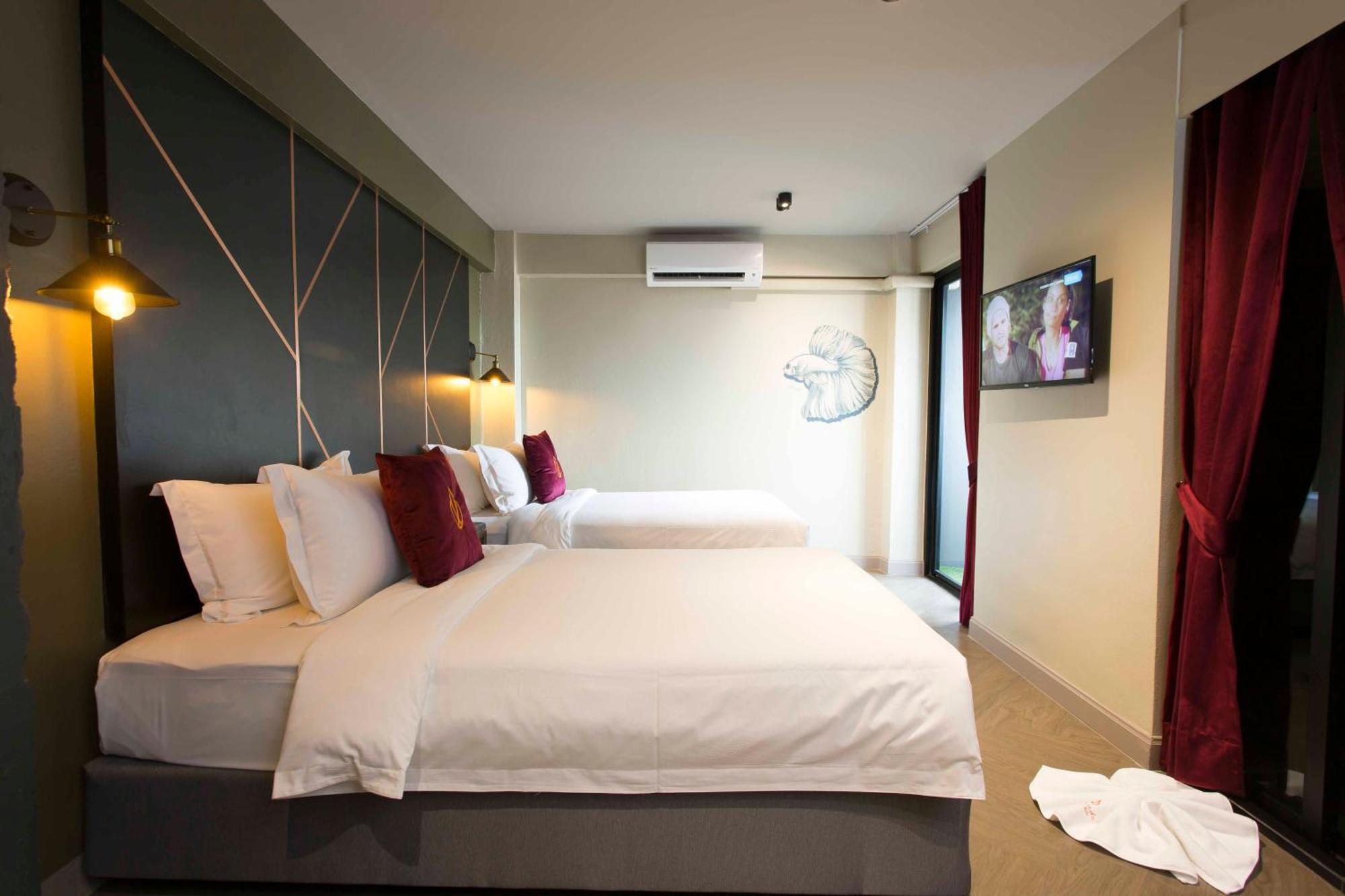 Standard Twin Room