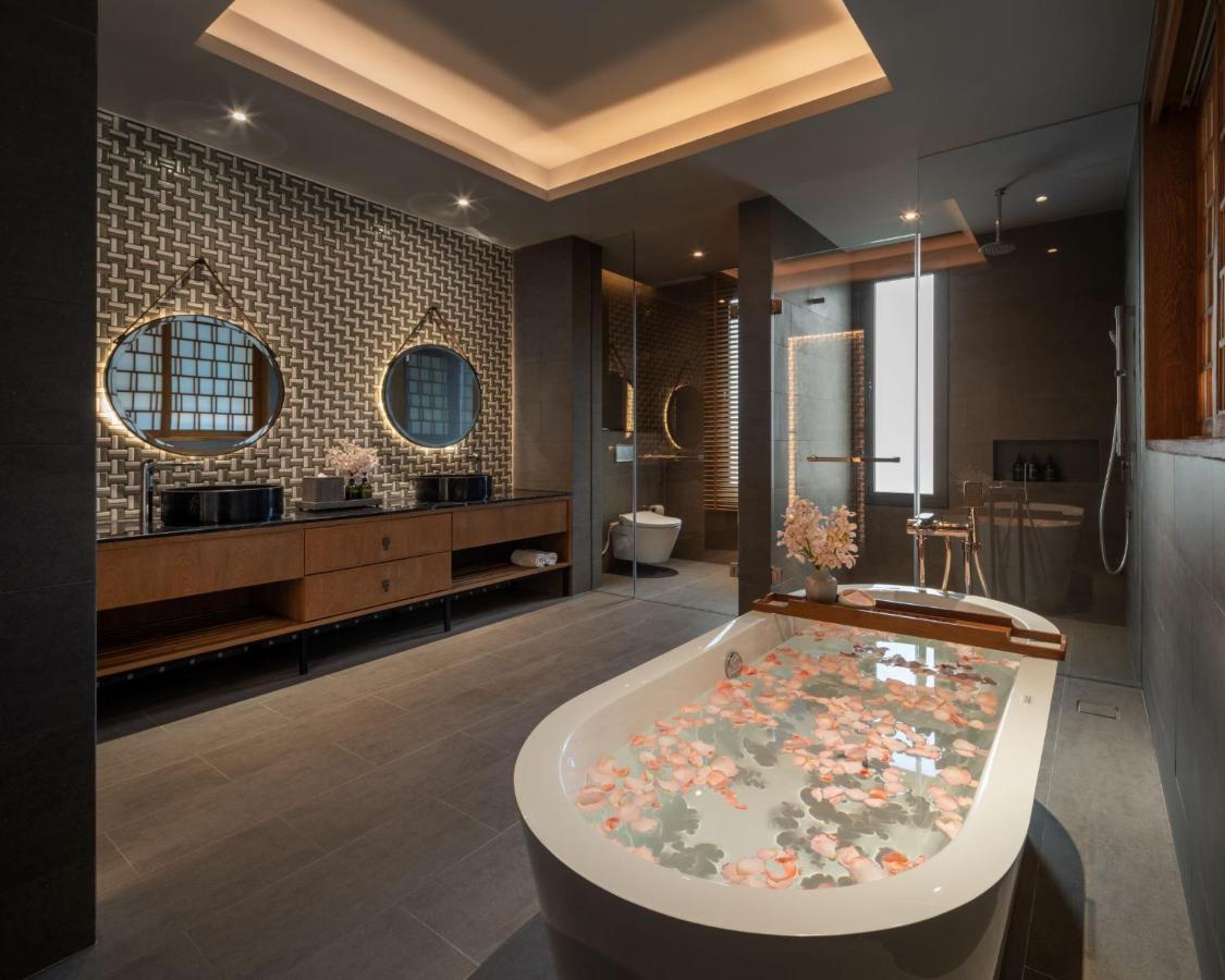 Studio Loft with Twin Bed,1539792403:JPEG