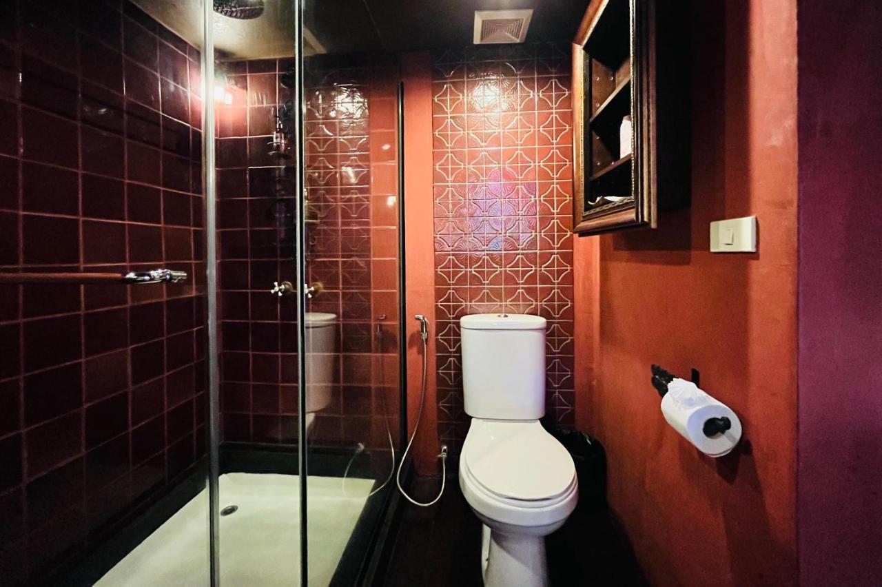 Queen Loft Suite