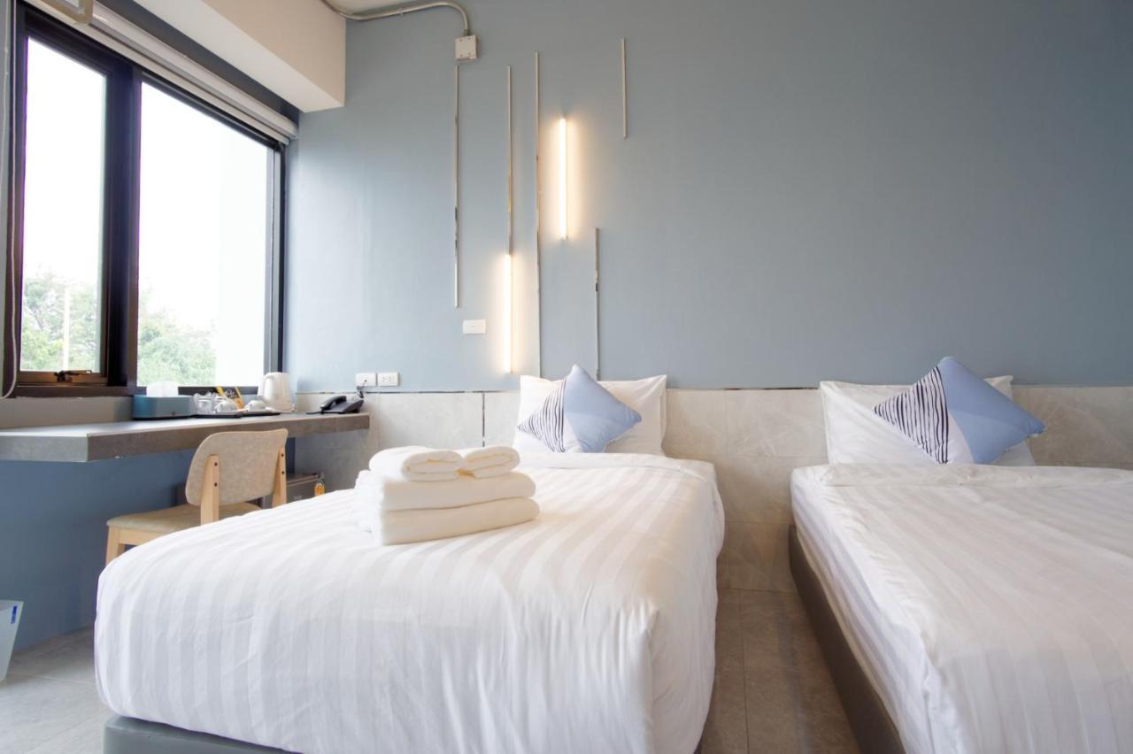 Twin Room with Lake View