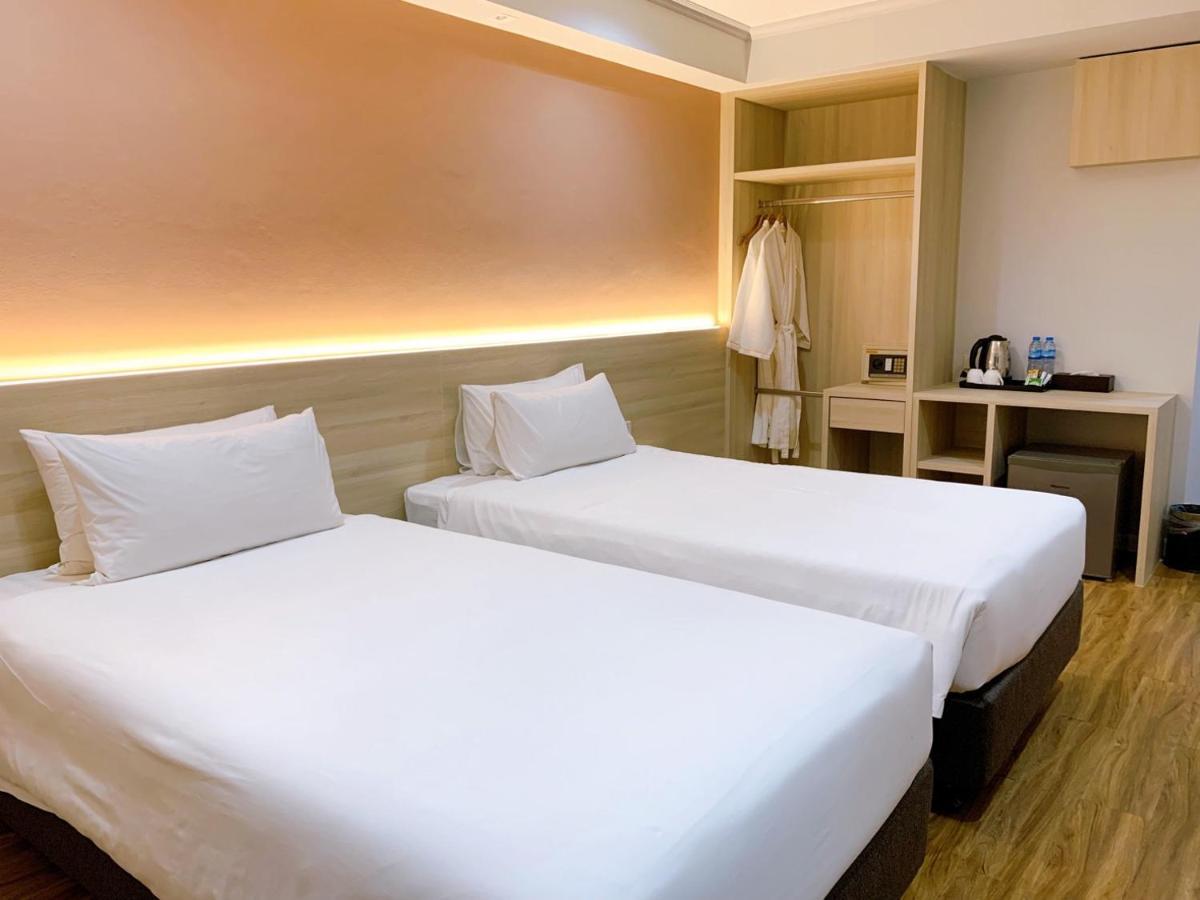Deluxe Double or Twin Room Balcony