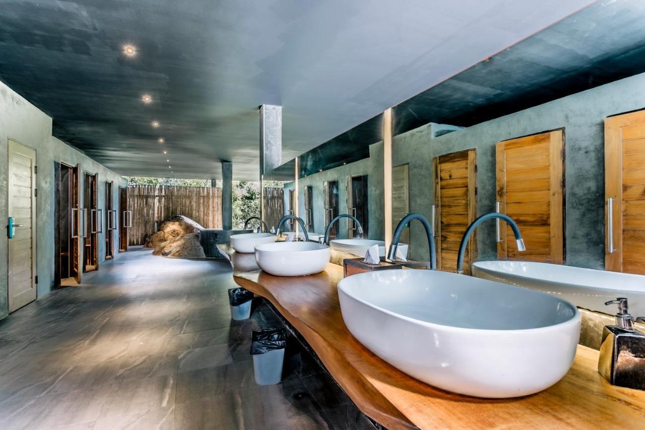 Single Room Unlimited Yoga Class Access