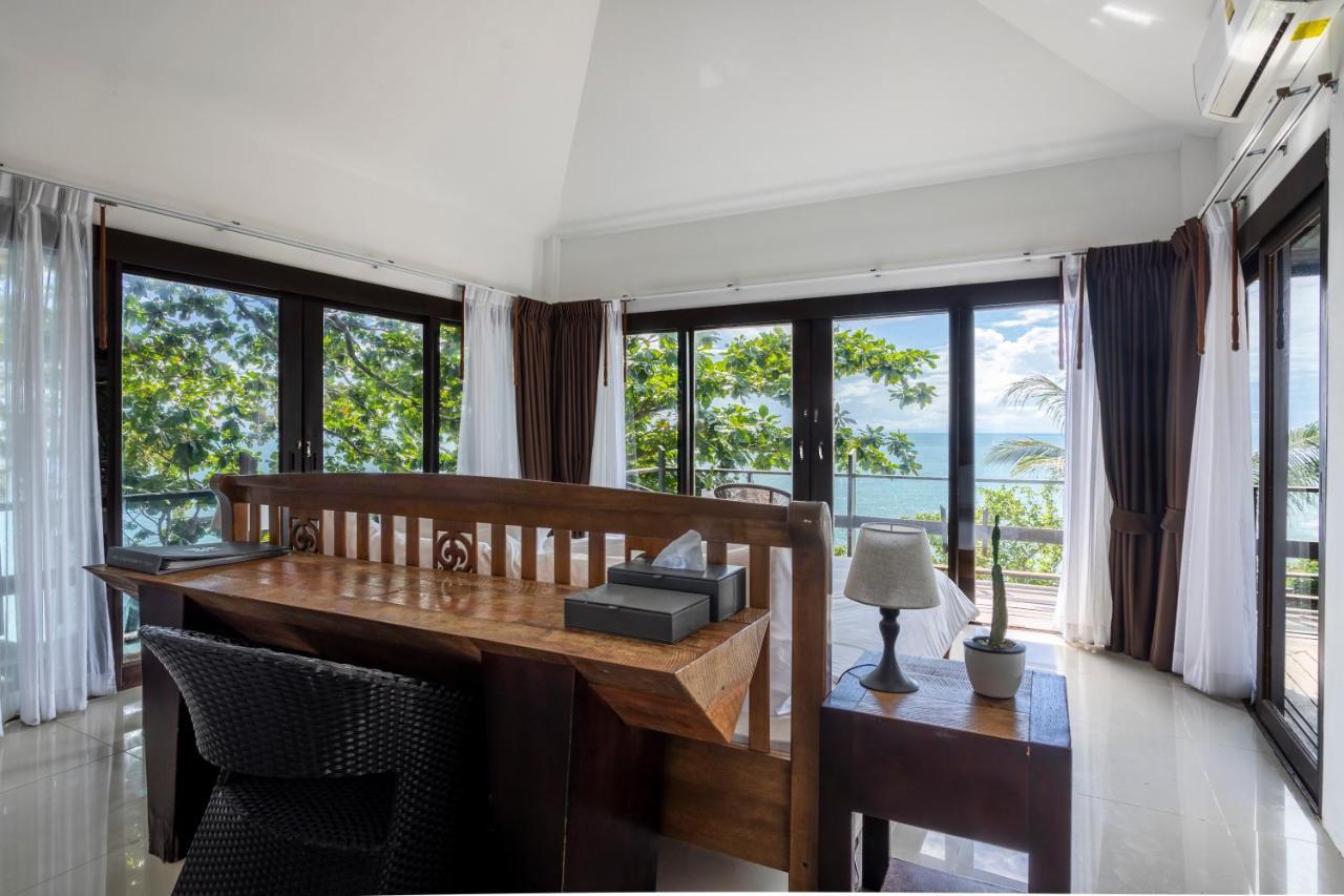 Superior Double or Twin Room Sea View Unlimited Yoga Class Access