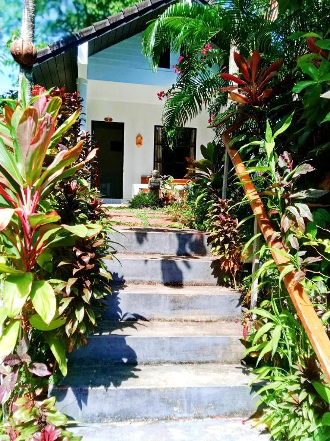 Deluxe Bungalow Garden View