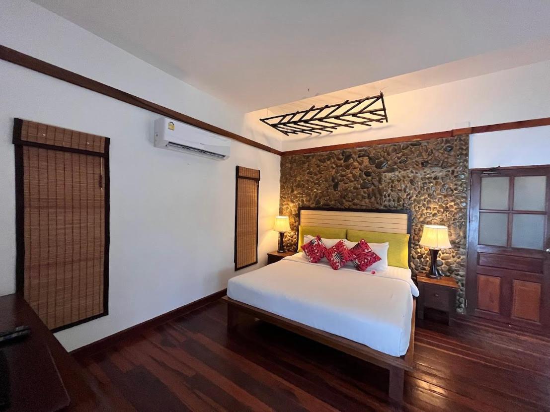 Deluxe Cottage