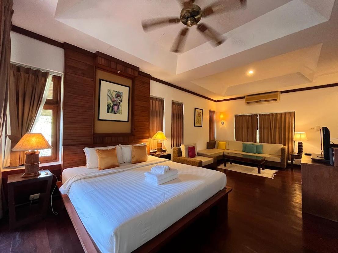 Executive Suite