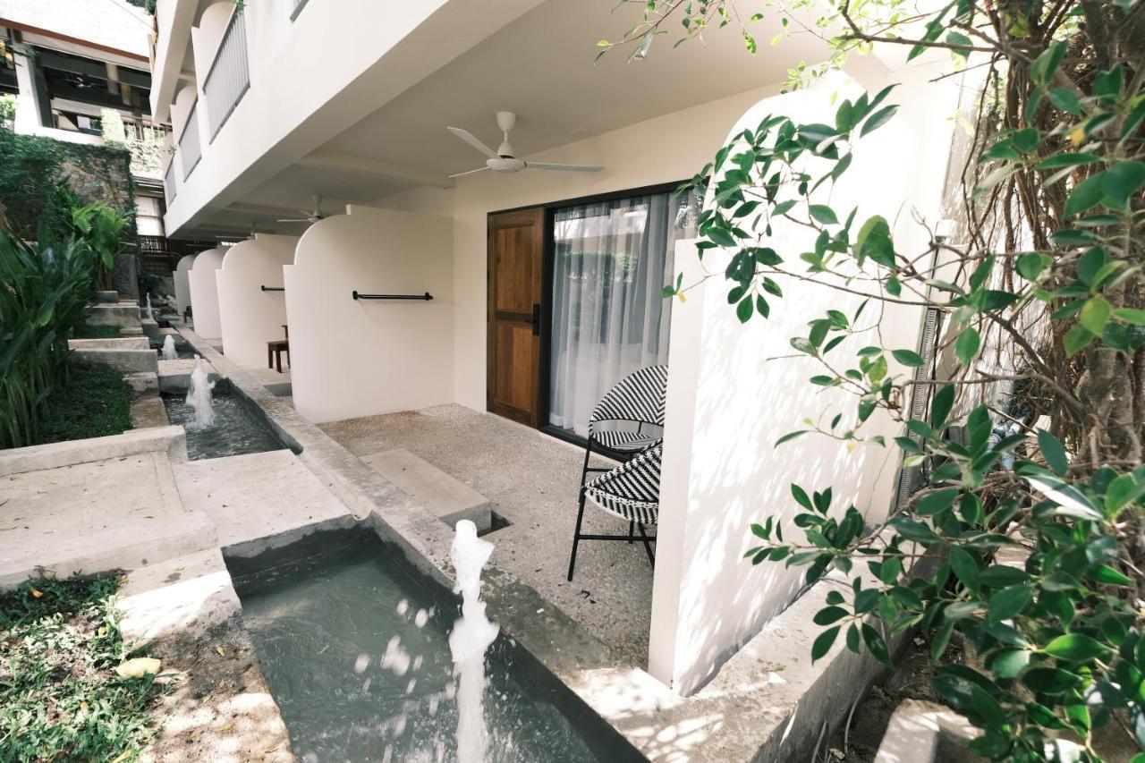 Superior Garden Room One-way Airport Transfer