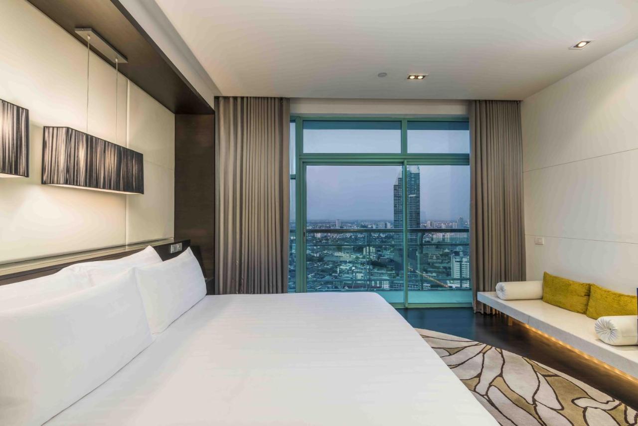 Grand Deluxe Room King City View