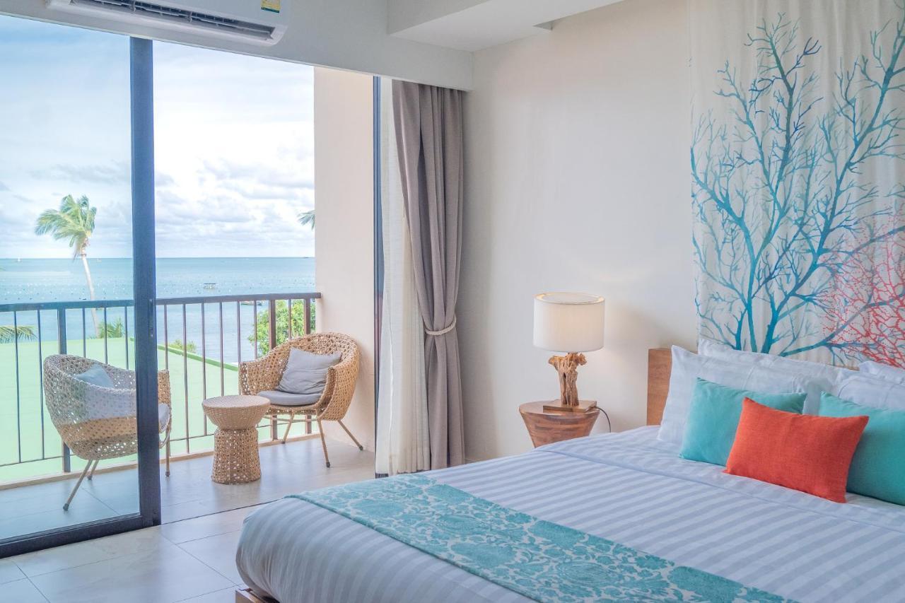 Double or Twin Room Sea View