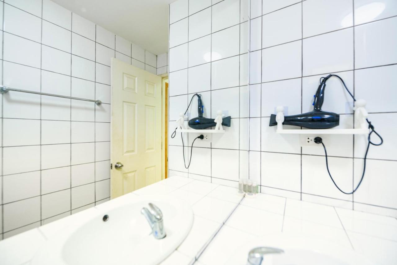 Suite met een Kingsize Bed en Uitzicht op de Oceaan