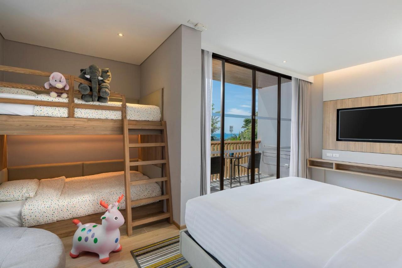 Chambre Familiale 1 Lit King-Size et 1 Lit Superposé avec Balcon - Vue sur Mer
