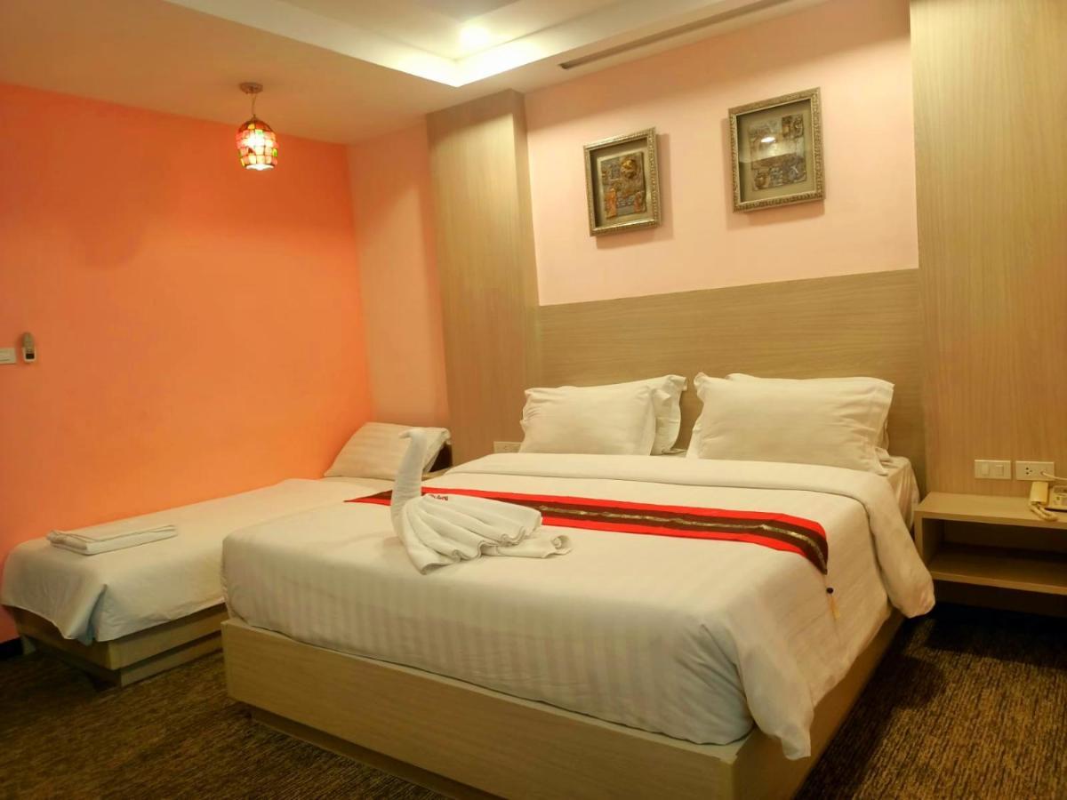 Deluxe Family Room