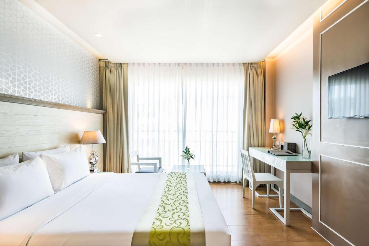 Superior Queen Room