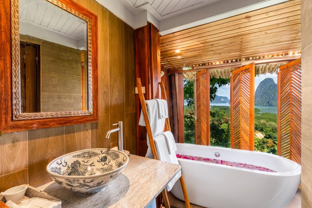 Wood House Seaview