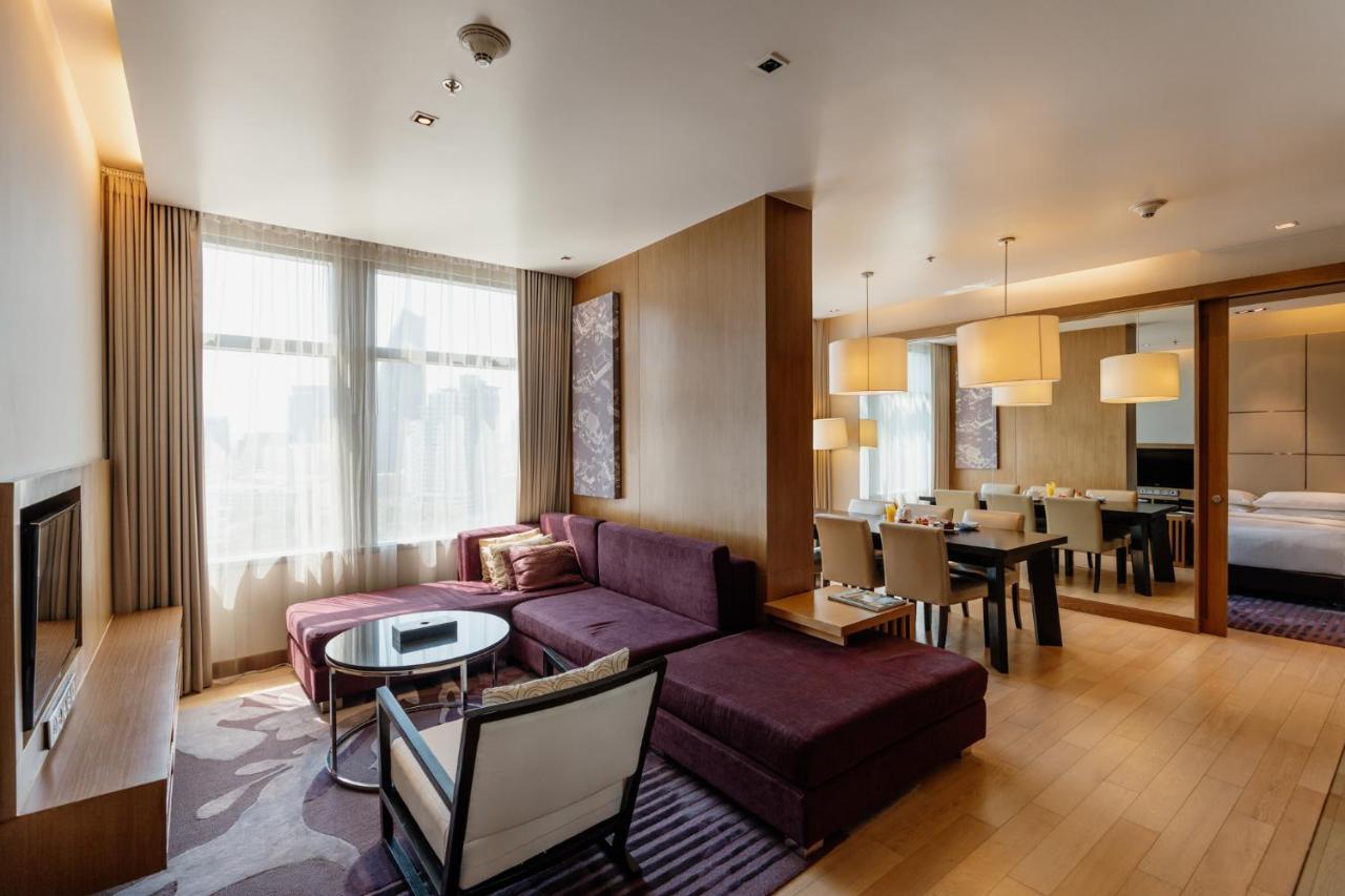 Two-Bedroom Apartment City View