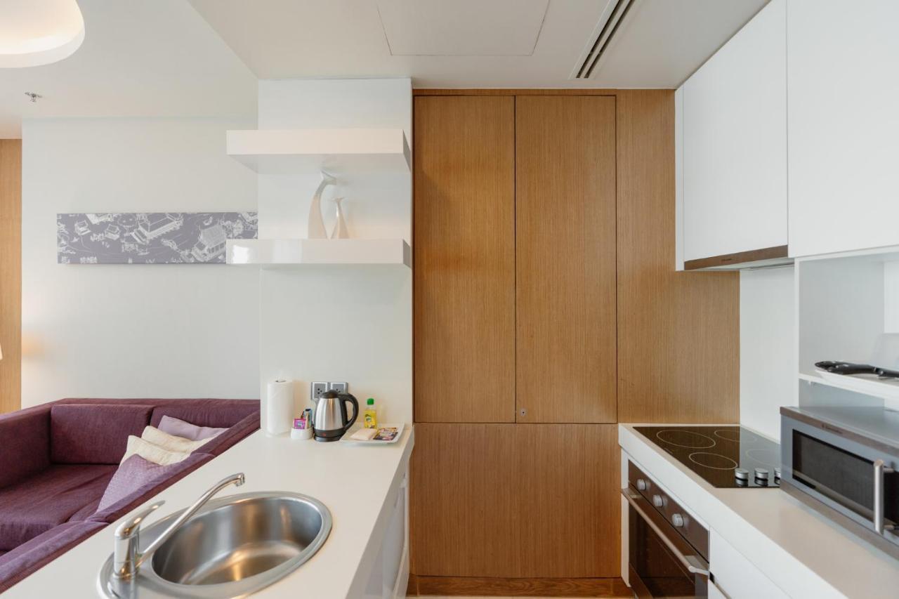 One-Bedroom Apartment City View