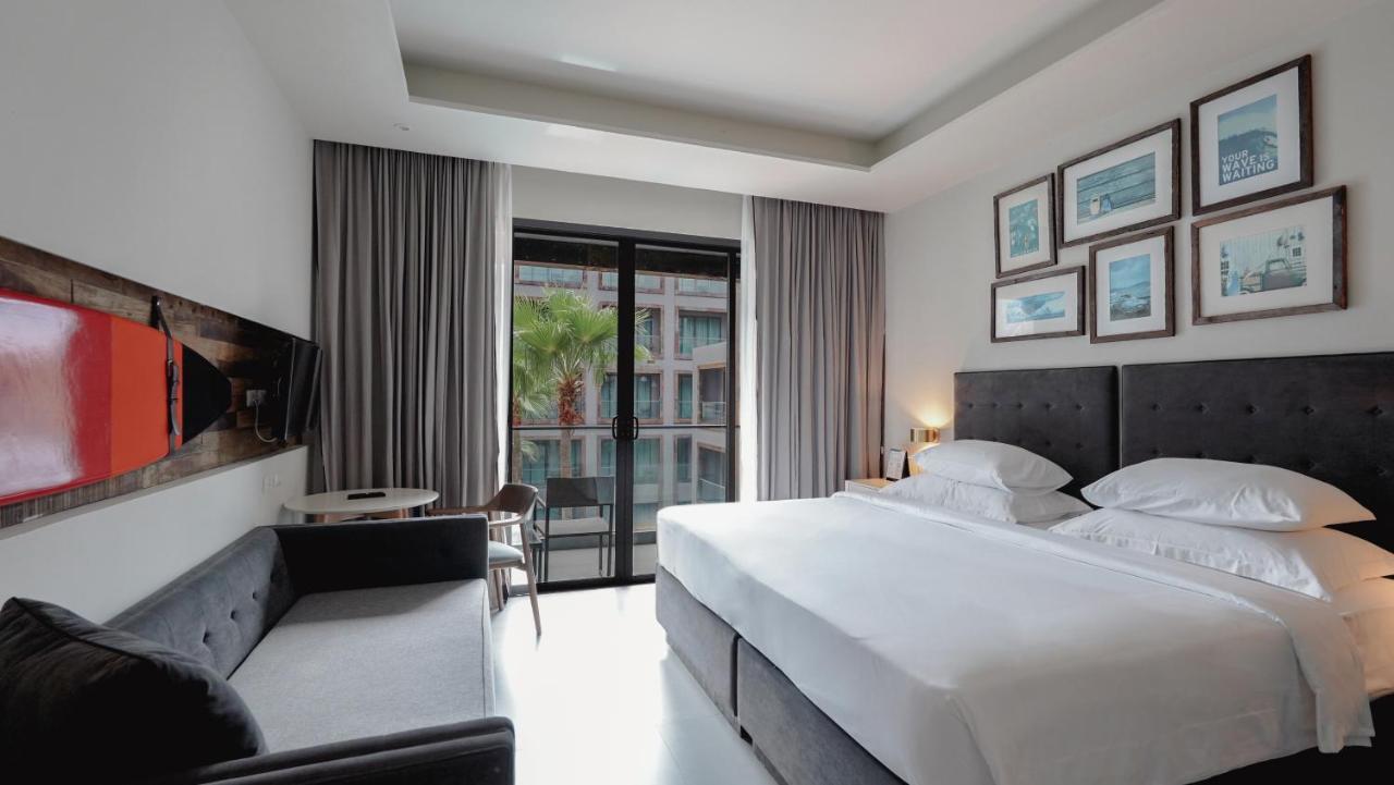 Deluxe Double or Twin Room with Pool View,1555059853:JPEG