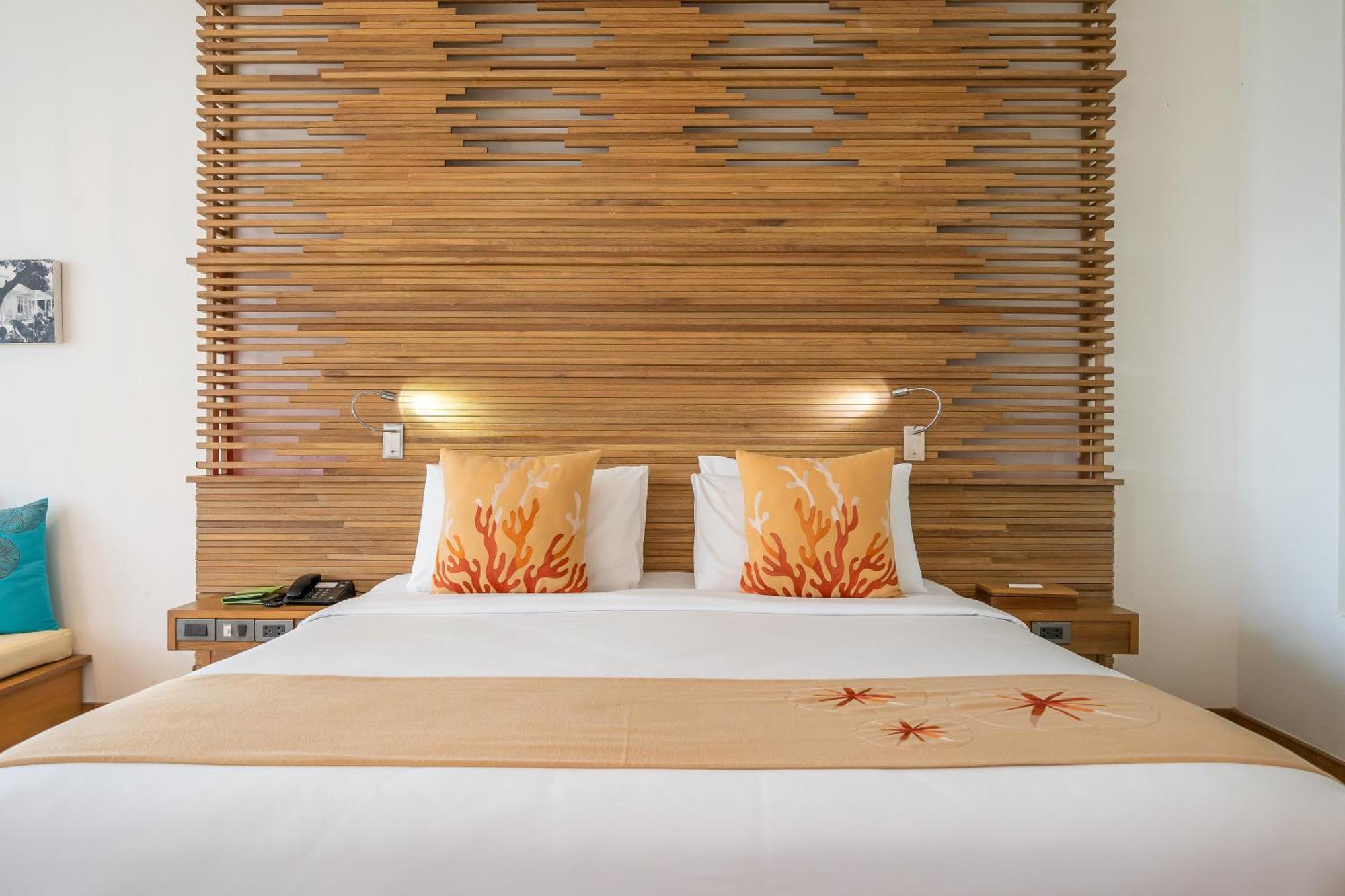 Deluxe Premier Room Double or Twin