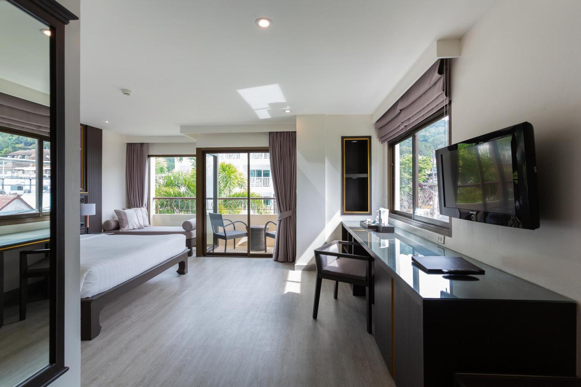 Deluxe Double or Twin Room