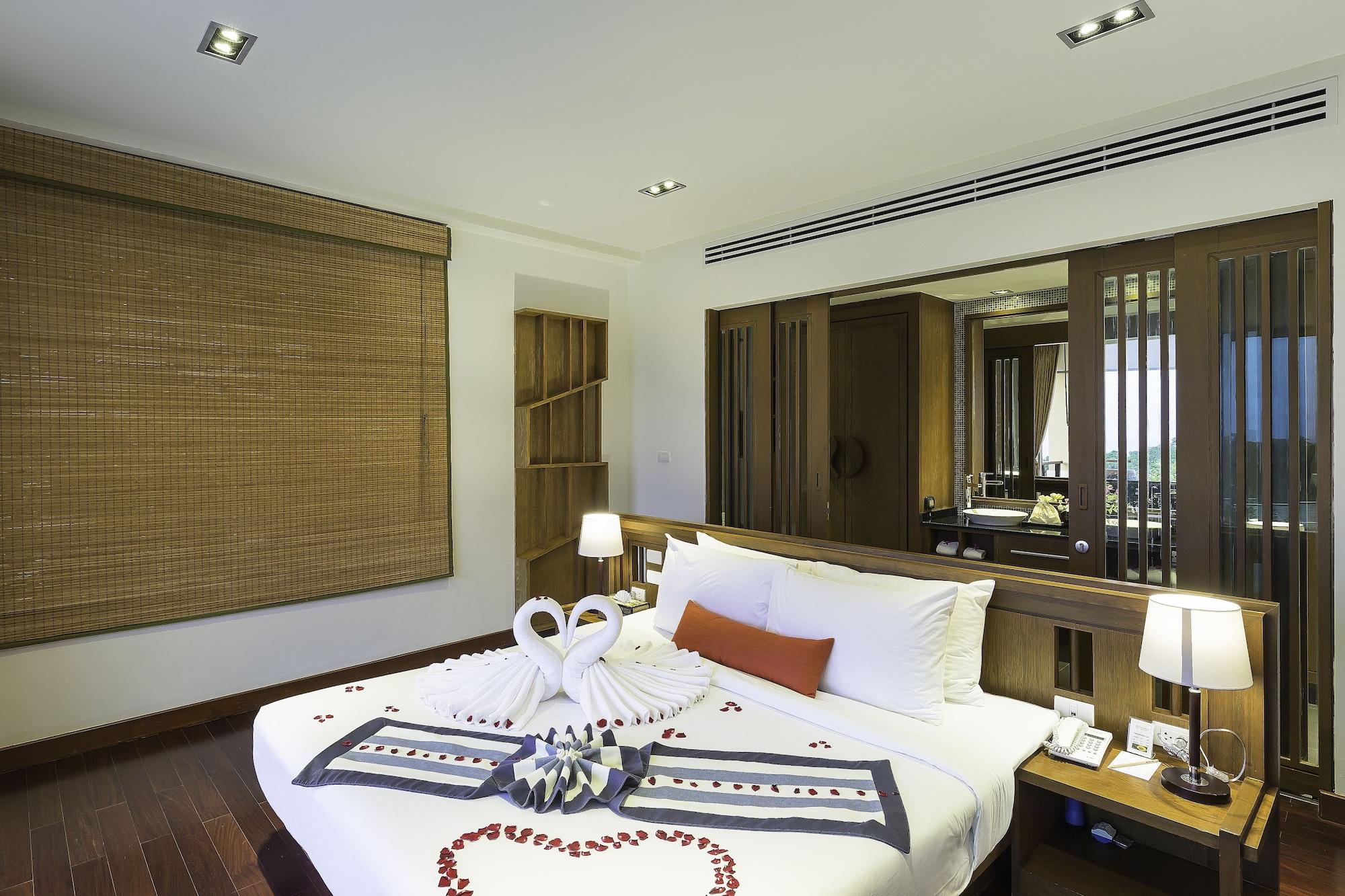 Three-Bedroom Villa Private Pool