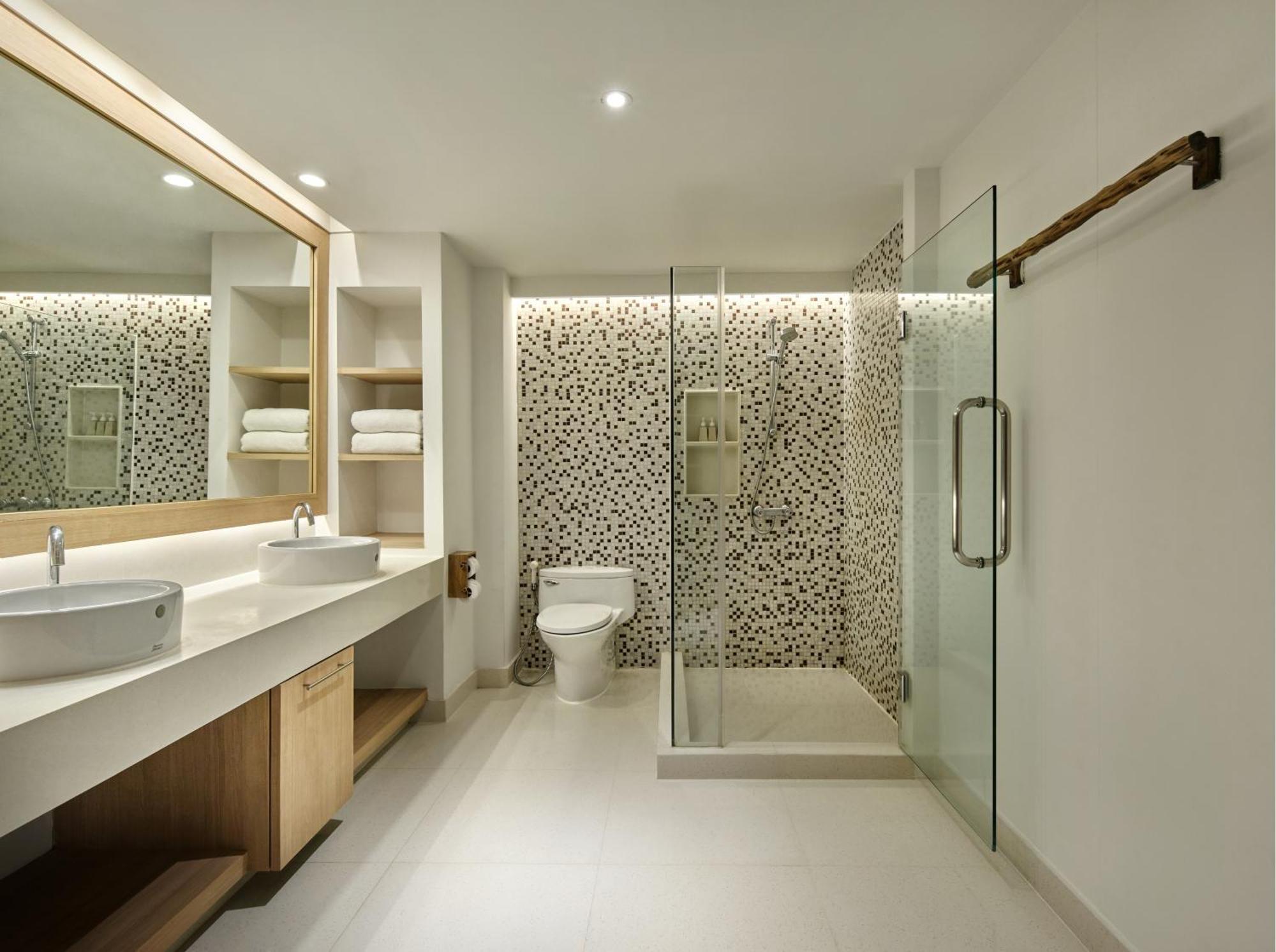 Beachfront Suites