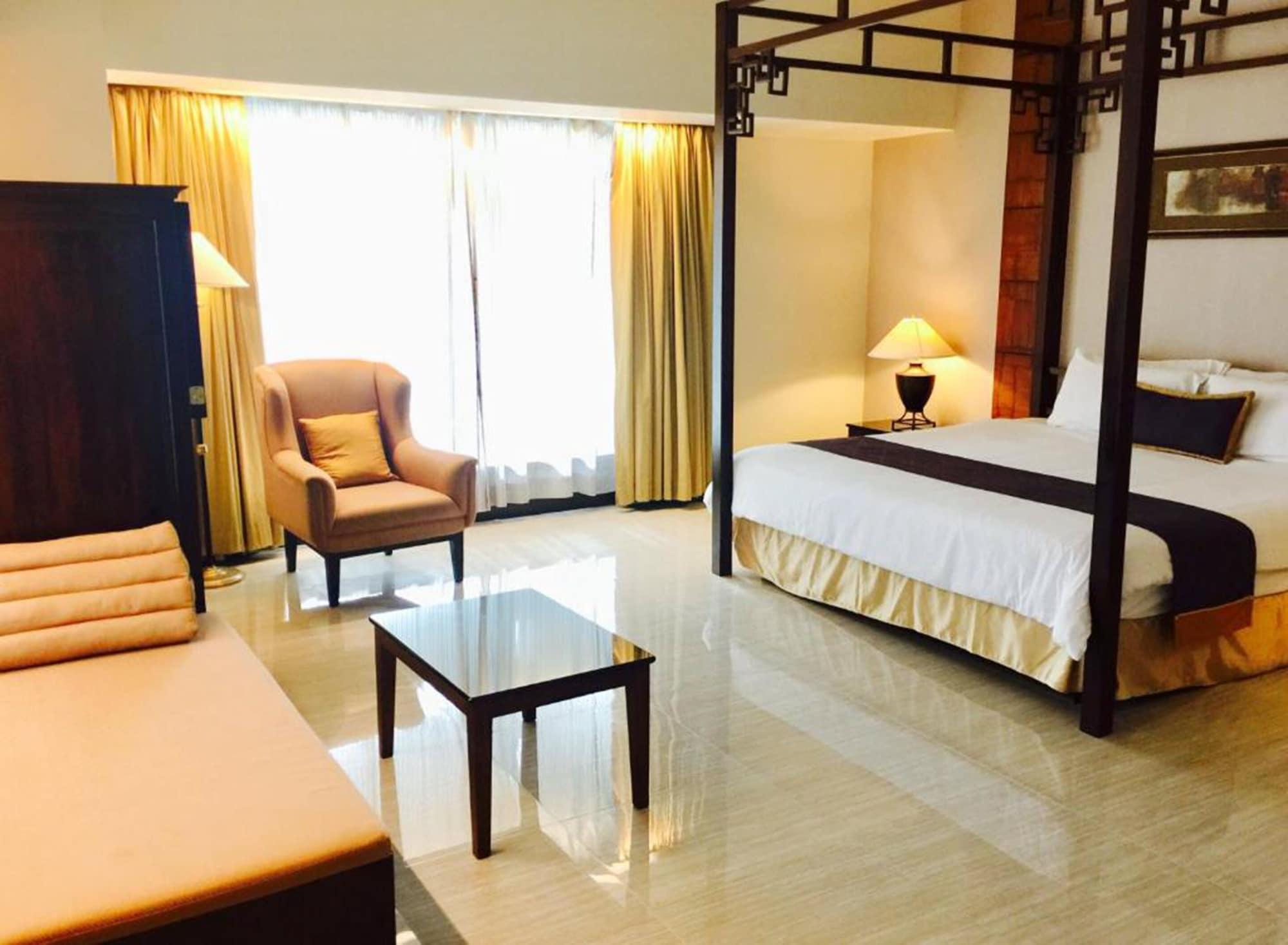 Junior Suite,1589366401:JPEG
