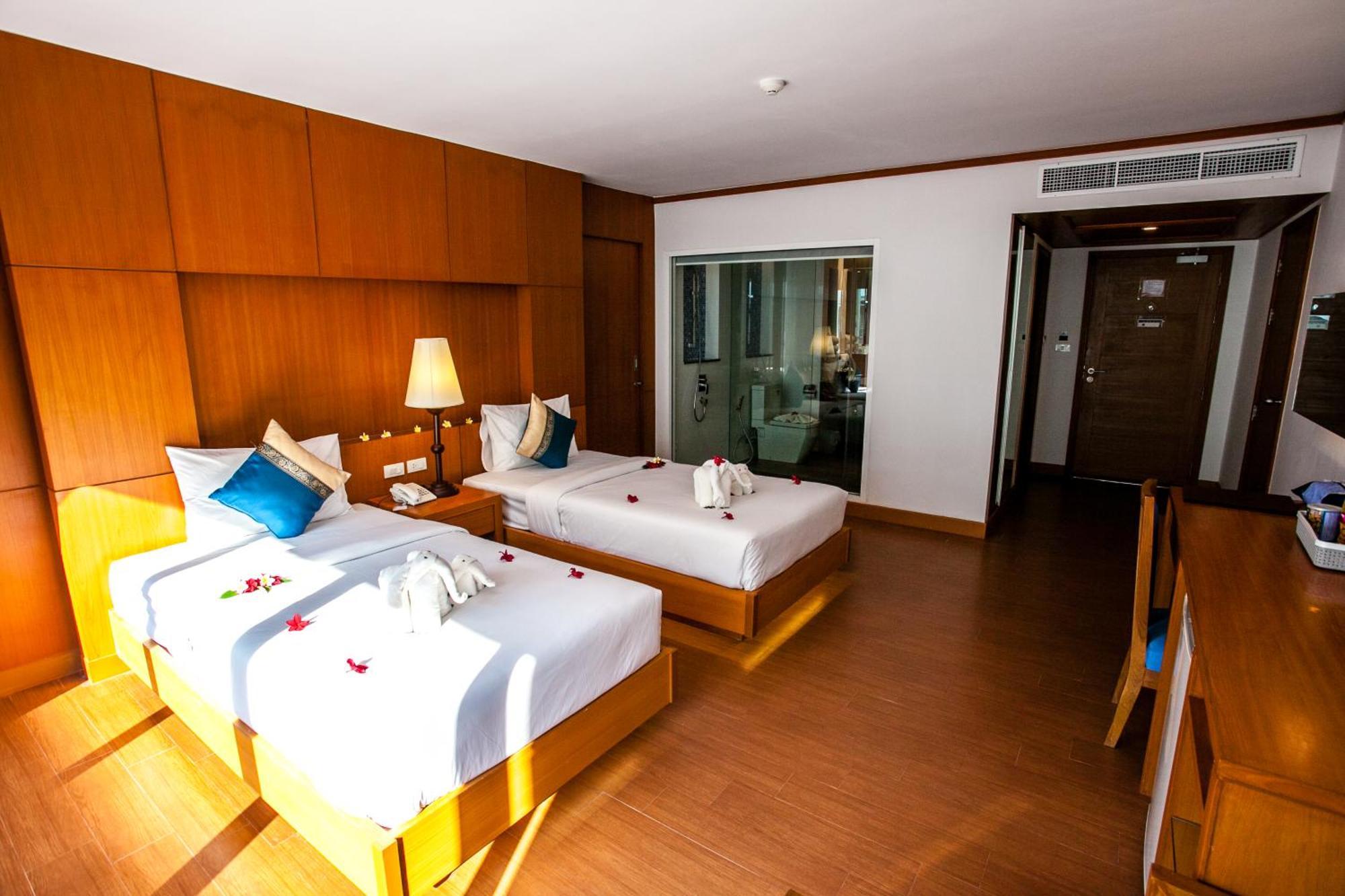 Deluxe Triple Room