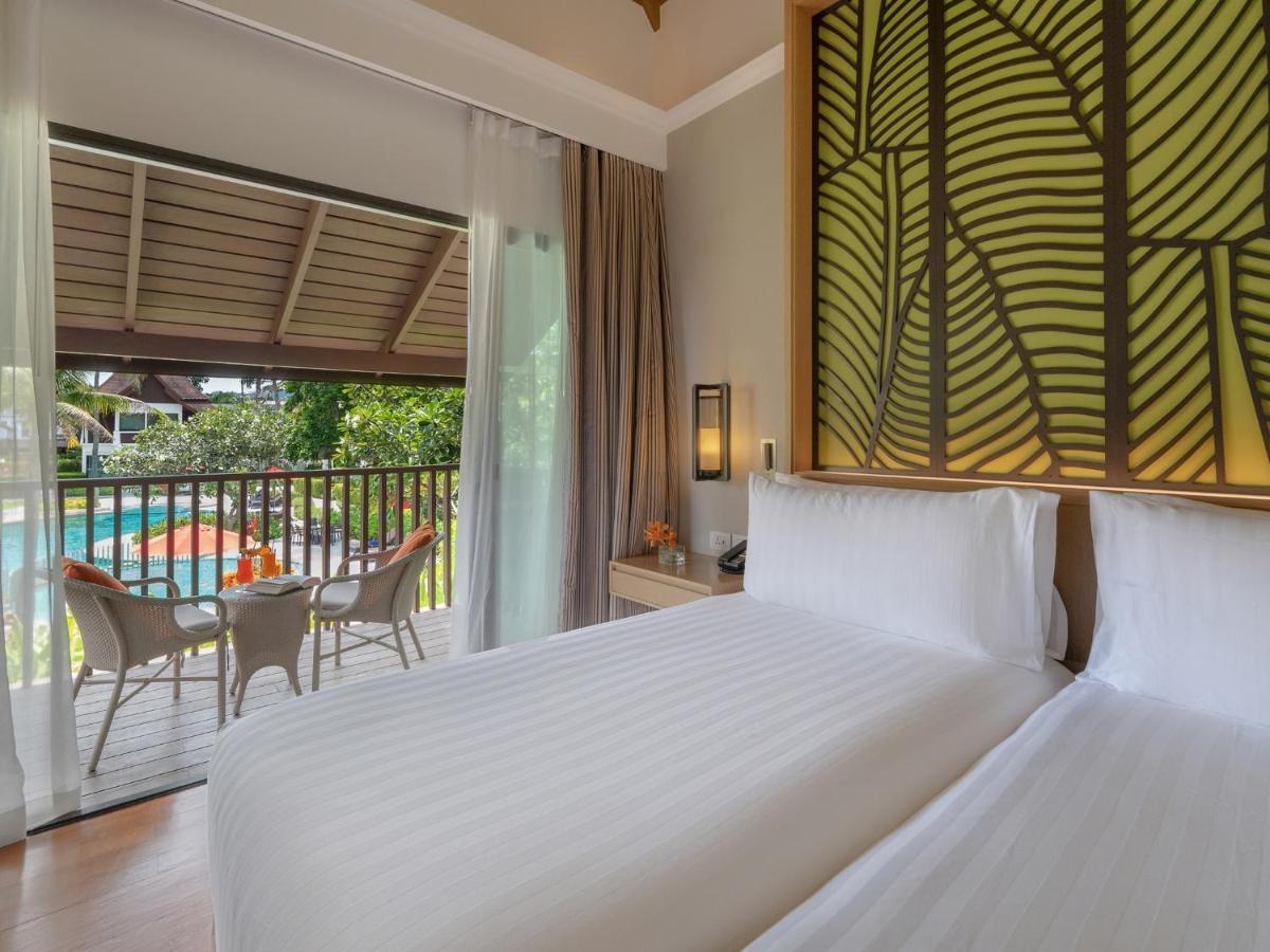 Deluxe Twin Room with Pool View - Thai Village Wing,1498571662:JPEG