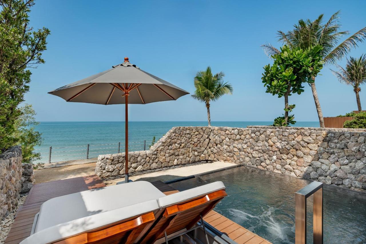 Villa Private Pool Beach Front,1499136187:JPEG