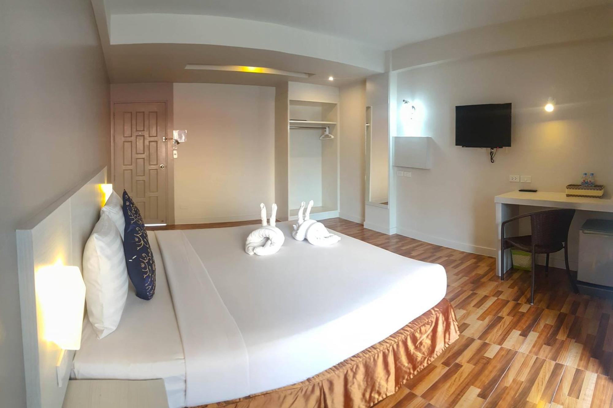 Superior King Room