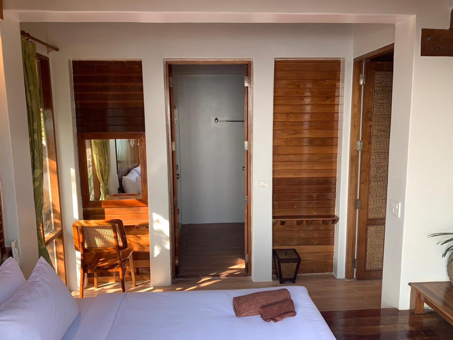 King Suite Sea View