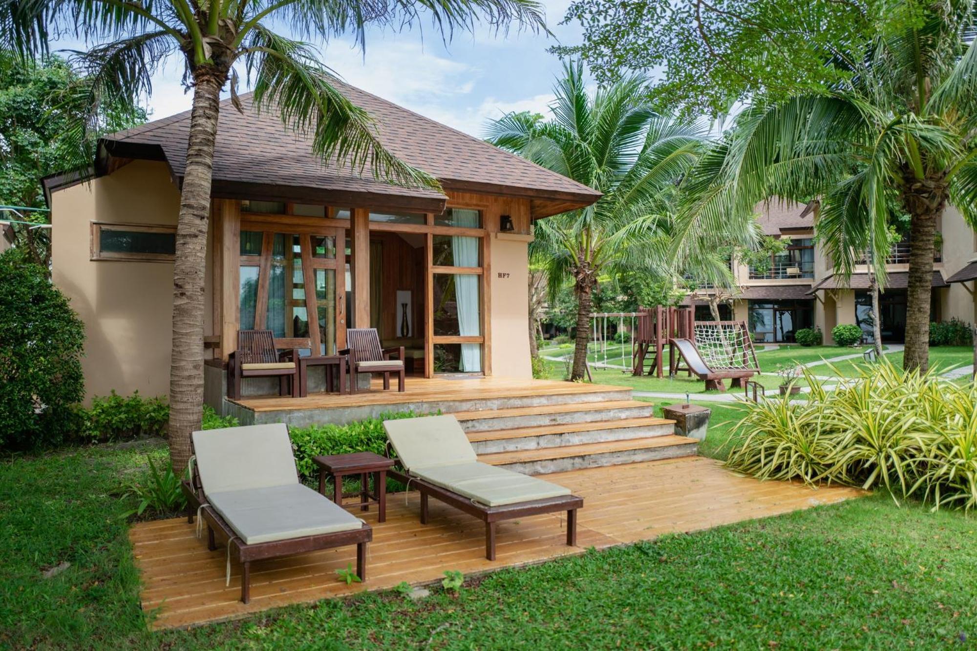 Honeymoon Bungalow Sea View