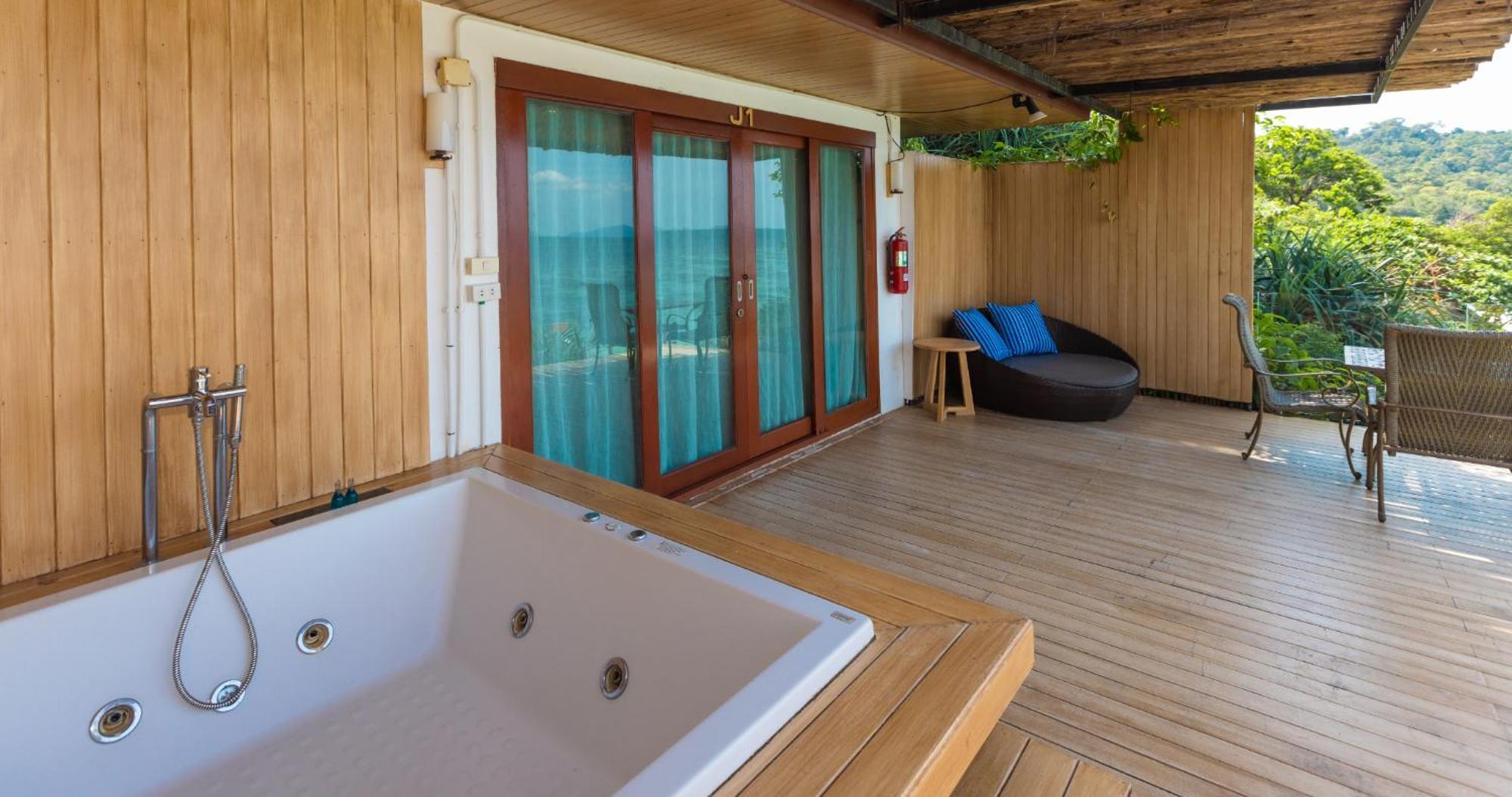 Jacuzzi Panorama Ocean View