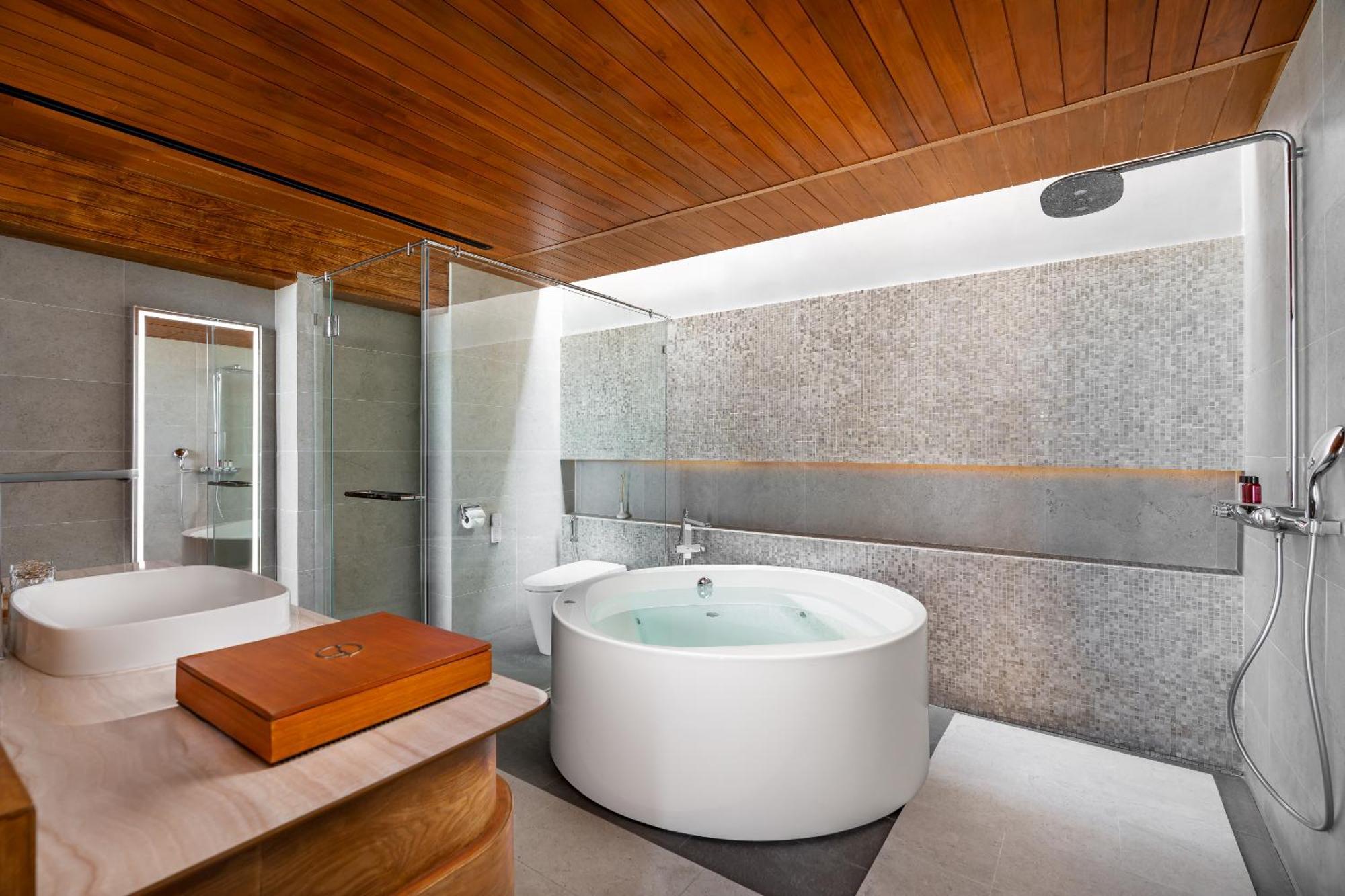 Suite Private Pool Beach Front
